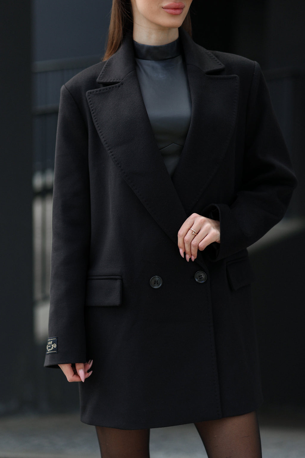 Andie Cashmere Wool Blend Blazer in Black