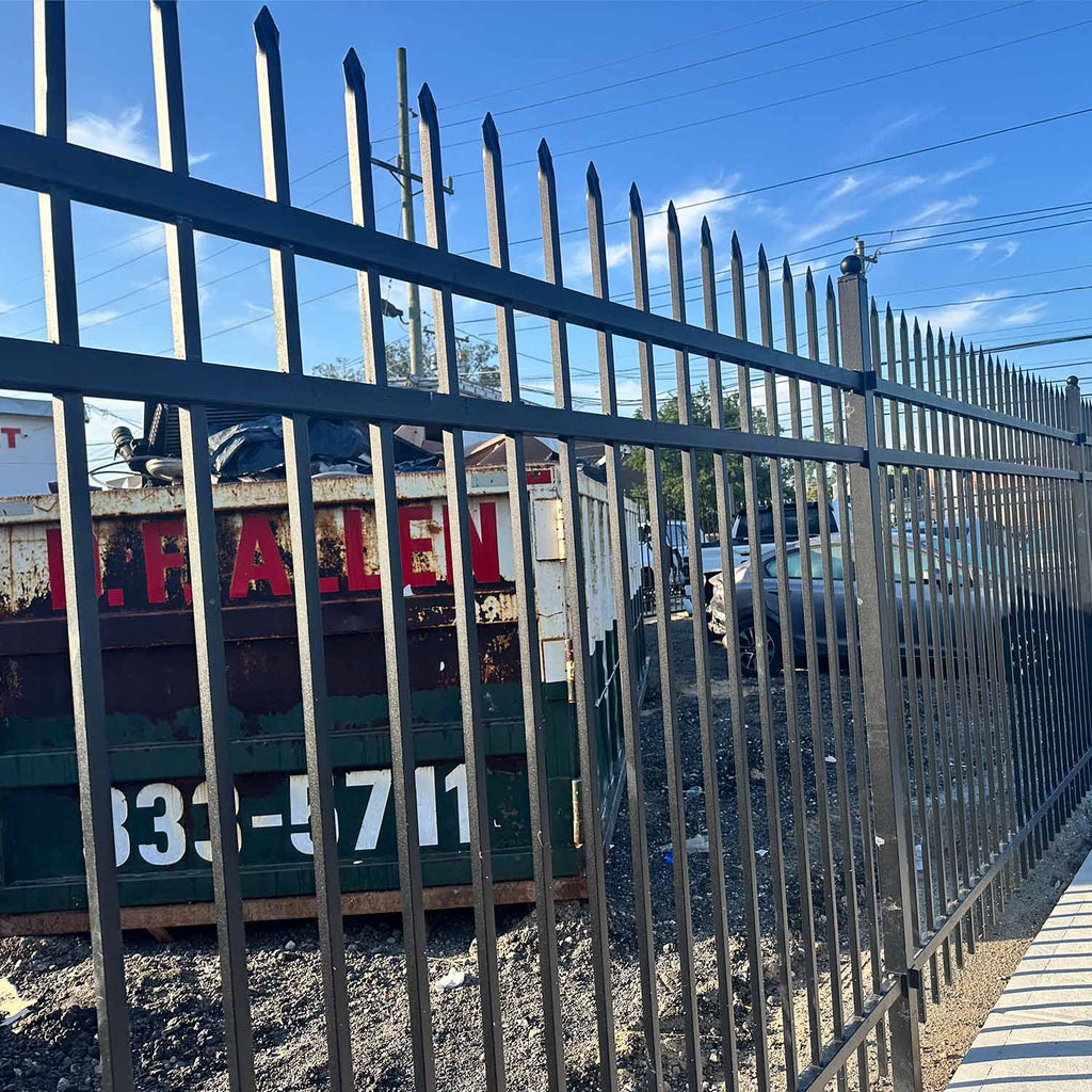 10x7 ft Steel Fence with 4 Rails, 30 Panels
