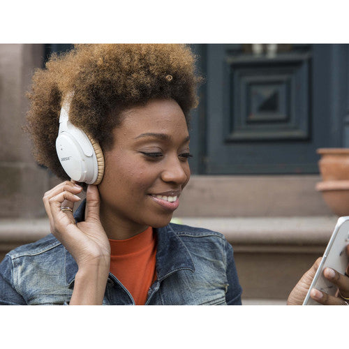 Bose 741158-0020 SoundLink Around-Ear Wireless Headphones II White