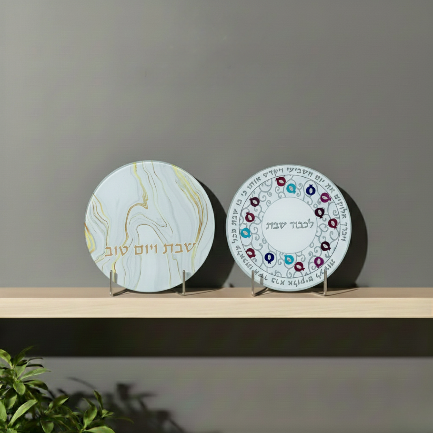 Elegant Glass Trivet with Marble and Gold Accents - Marble Gold Series