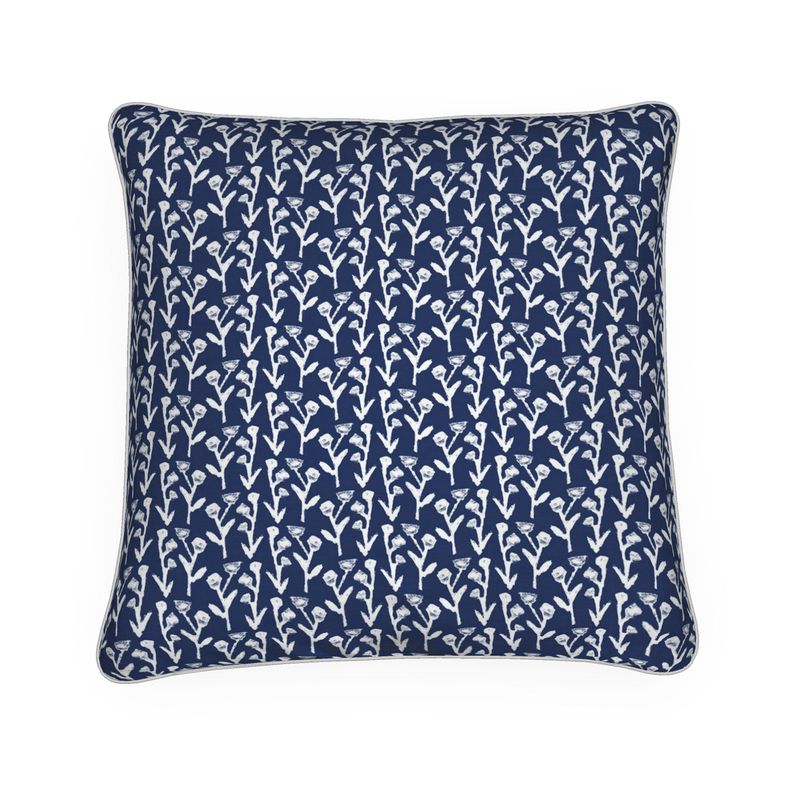 Ivy Manor Throw Pillow (True Navy)