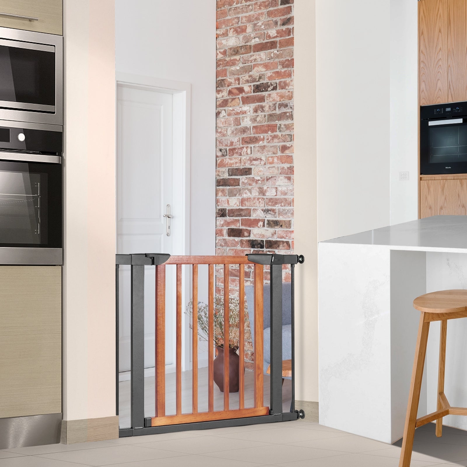 Extendable Safety Gate for Baby and Pet