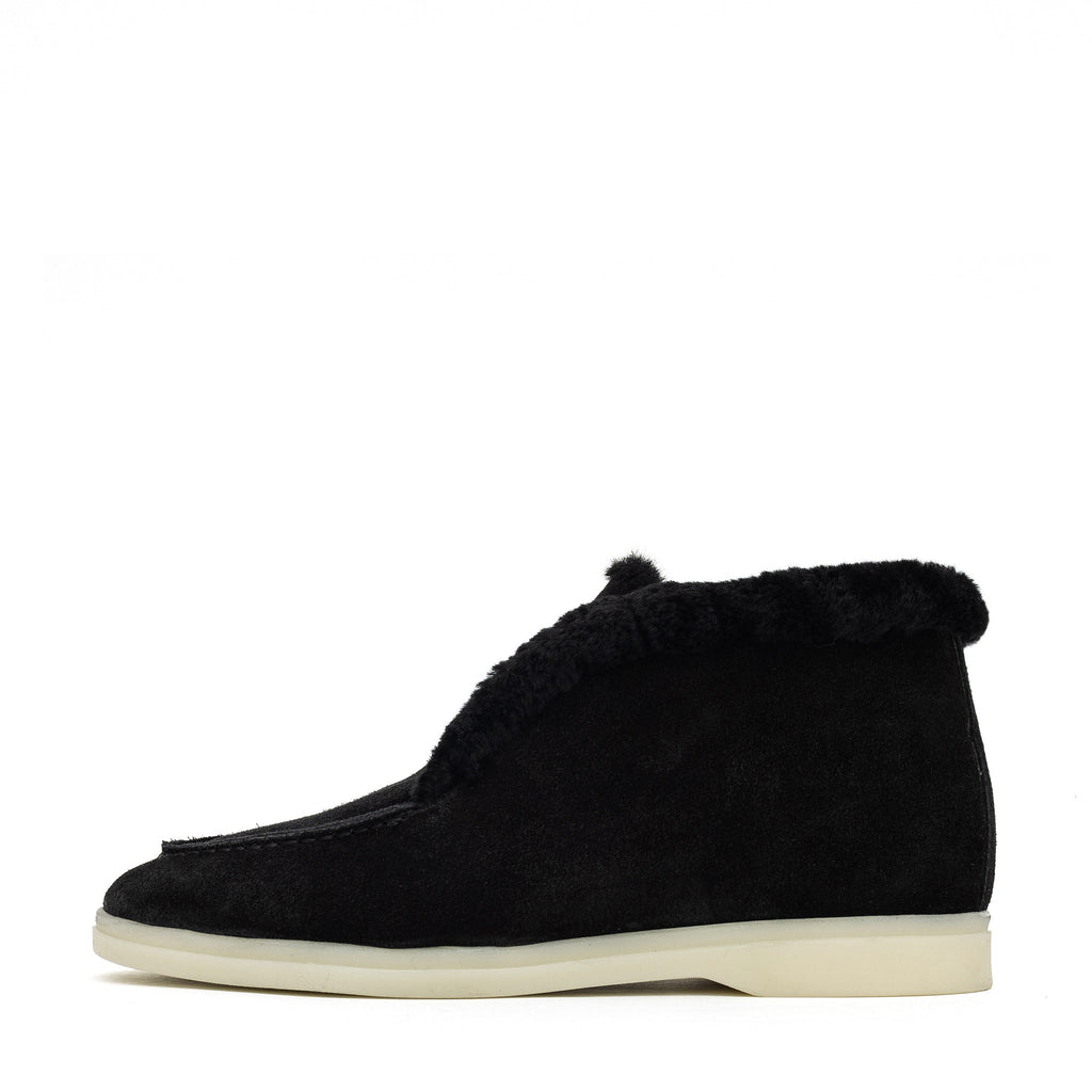 Norwood Genuine Shearling Loafer Boots in Black