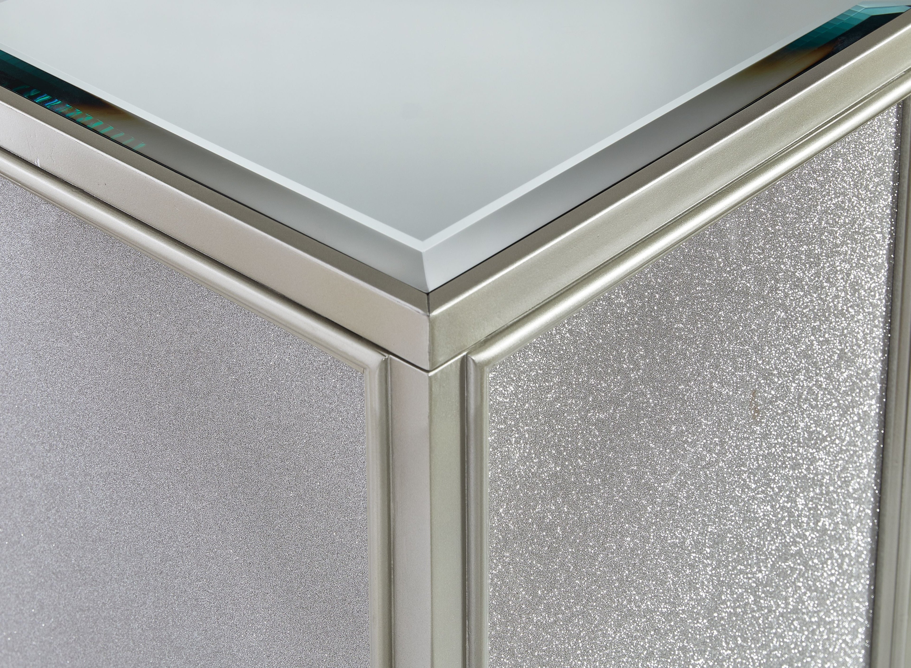 Traleena - Nesting End Tables (Set of 2) - Silver Finish