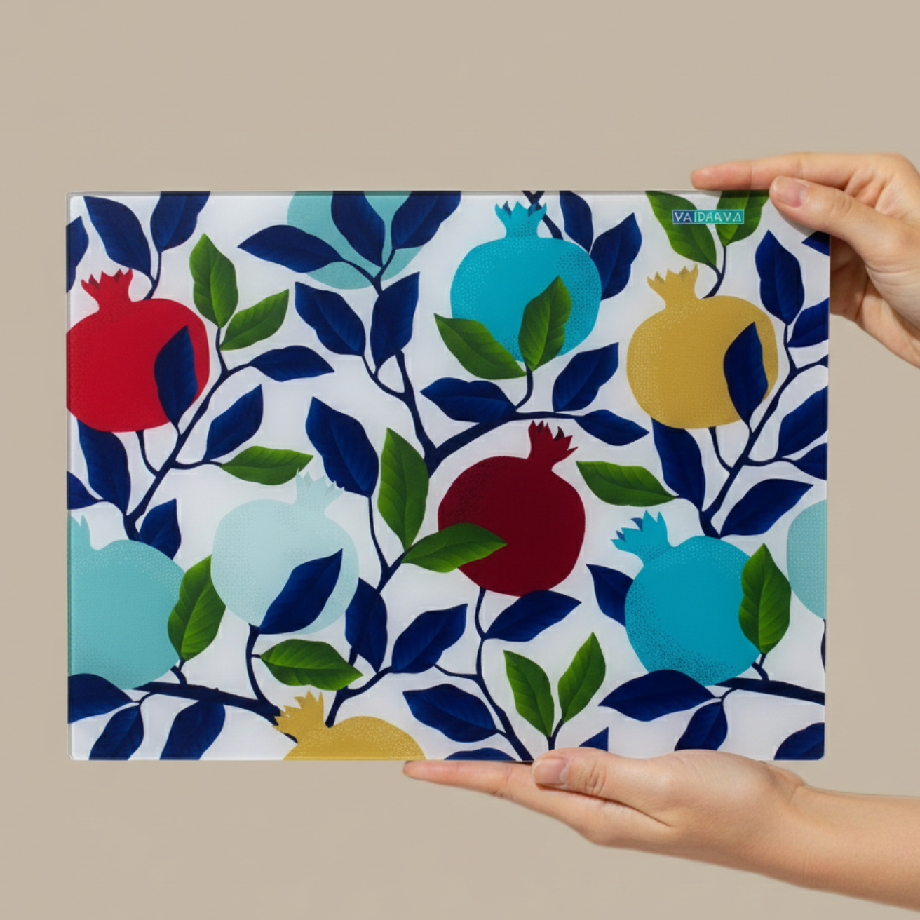 Luxury Tempered Glass Challah Tray for Shabbat – Rimon Glam Series