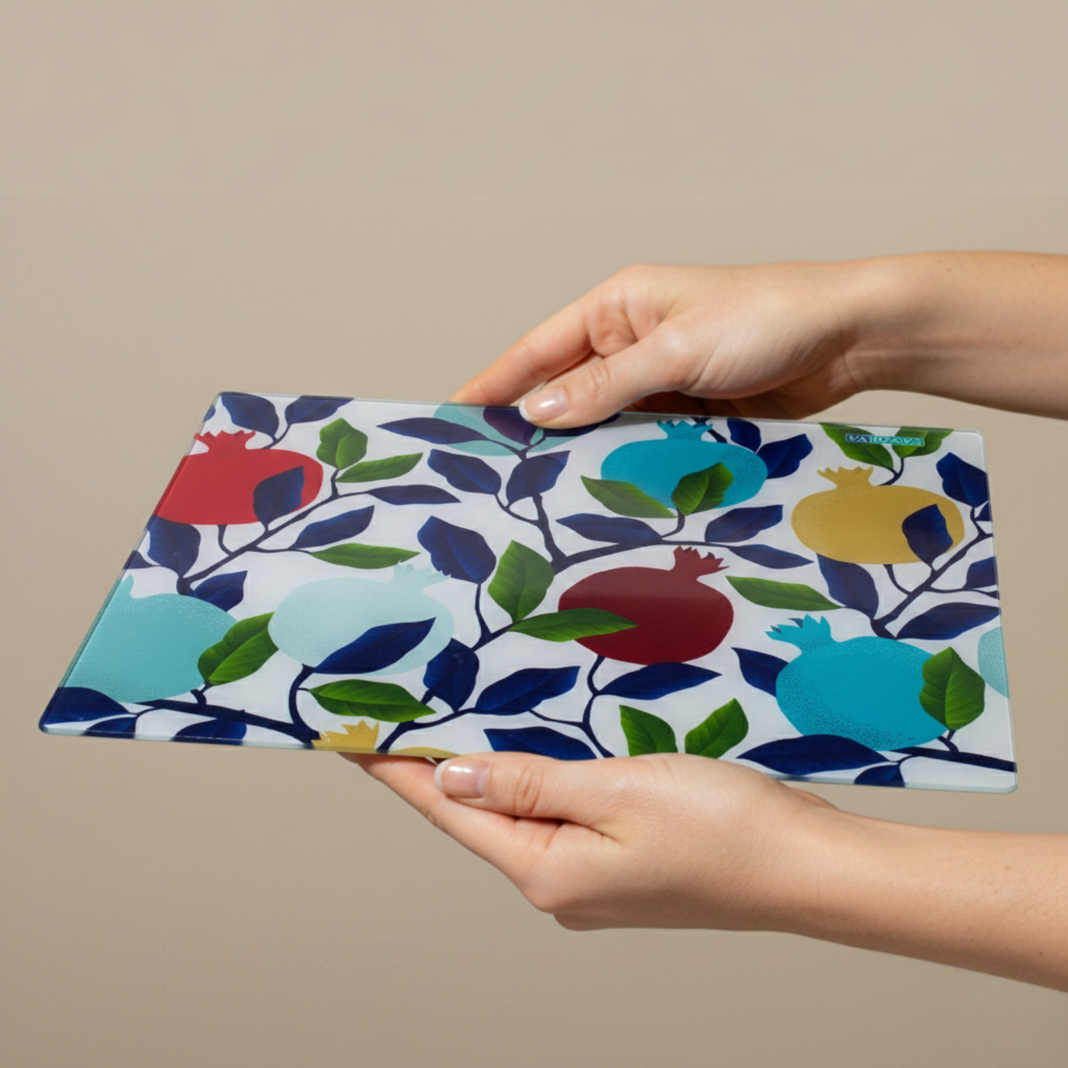 Luxury Tempered Glass Challah Tray for Shabbat – Rimon Glam Series