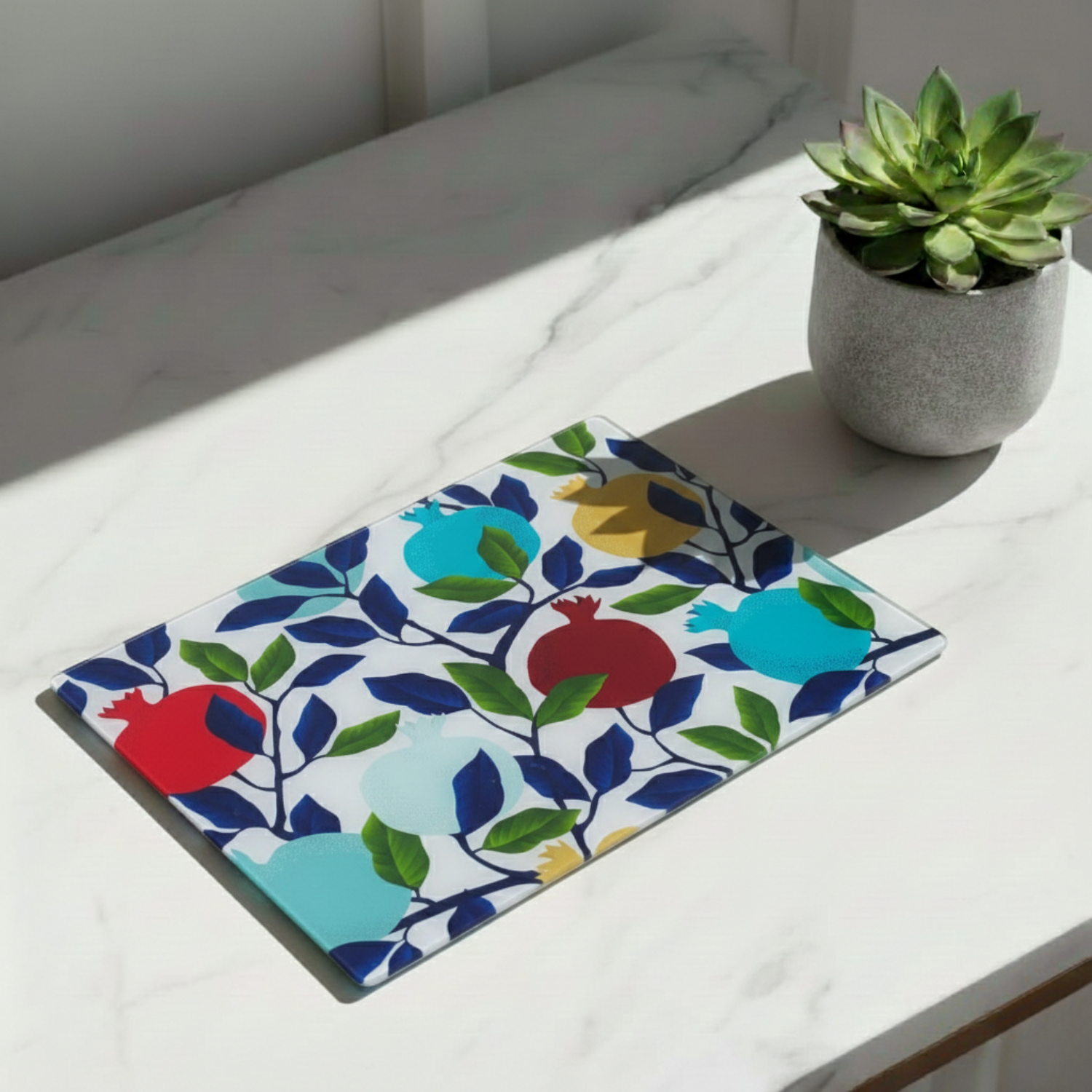 Luxury Tempered Glass Challah Tray for Shabbat – Rimon Glam Series