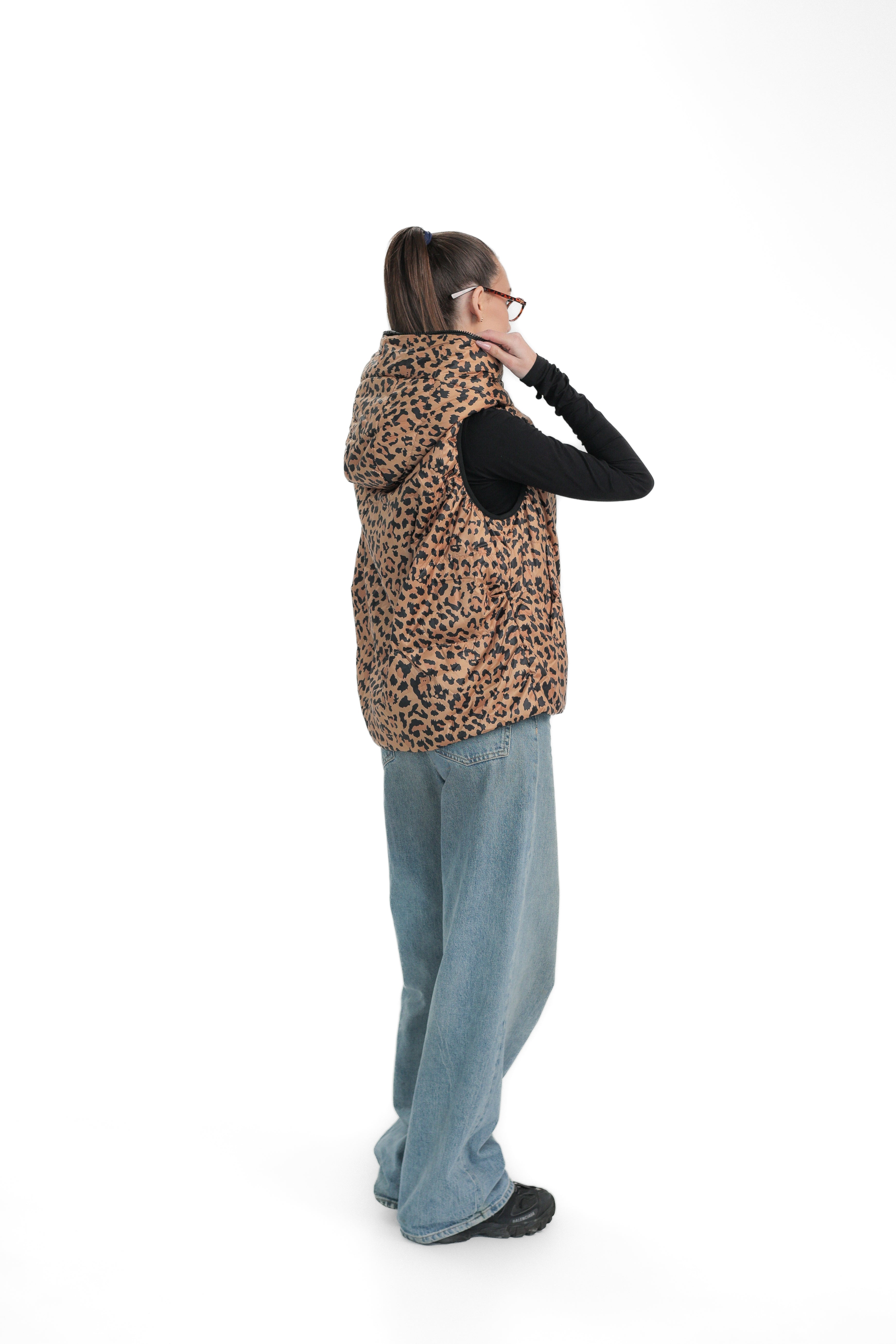 ⇆ Reversible Light Insulated Vest Black | Leo