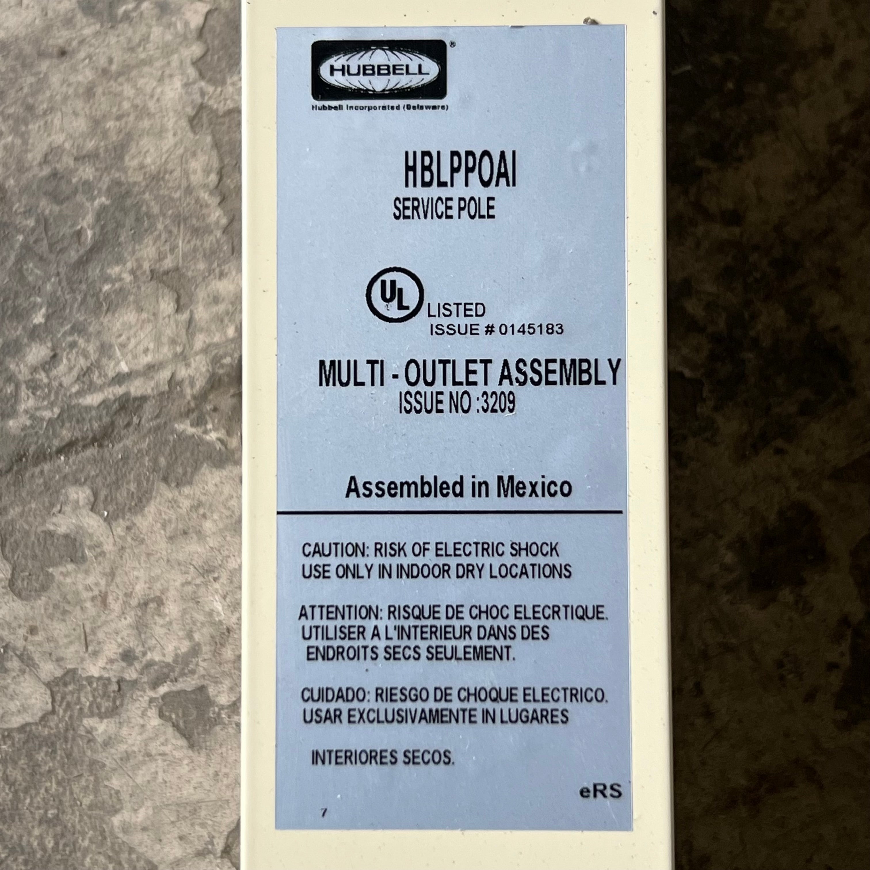 HUBELL Aluminum Service Pole 10 ft. 2" L x 2.13" W, Ivory HBLPPOAI