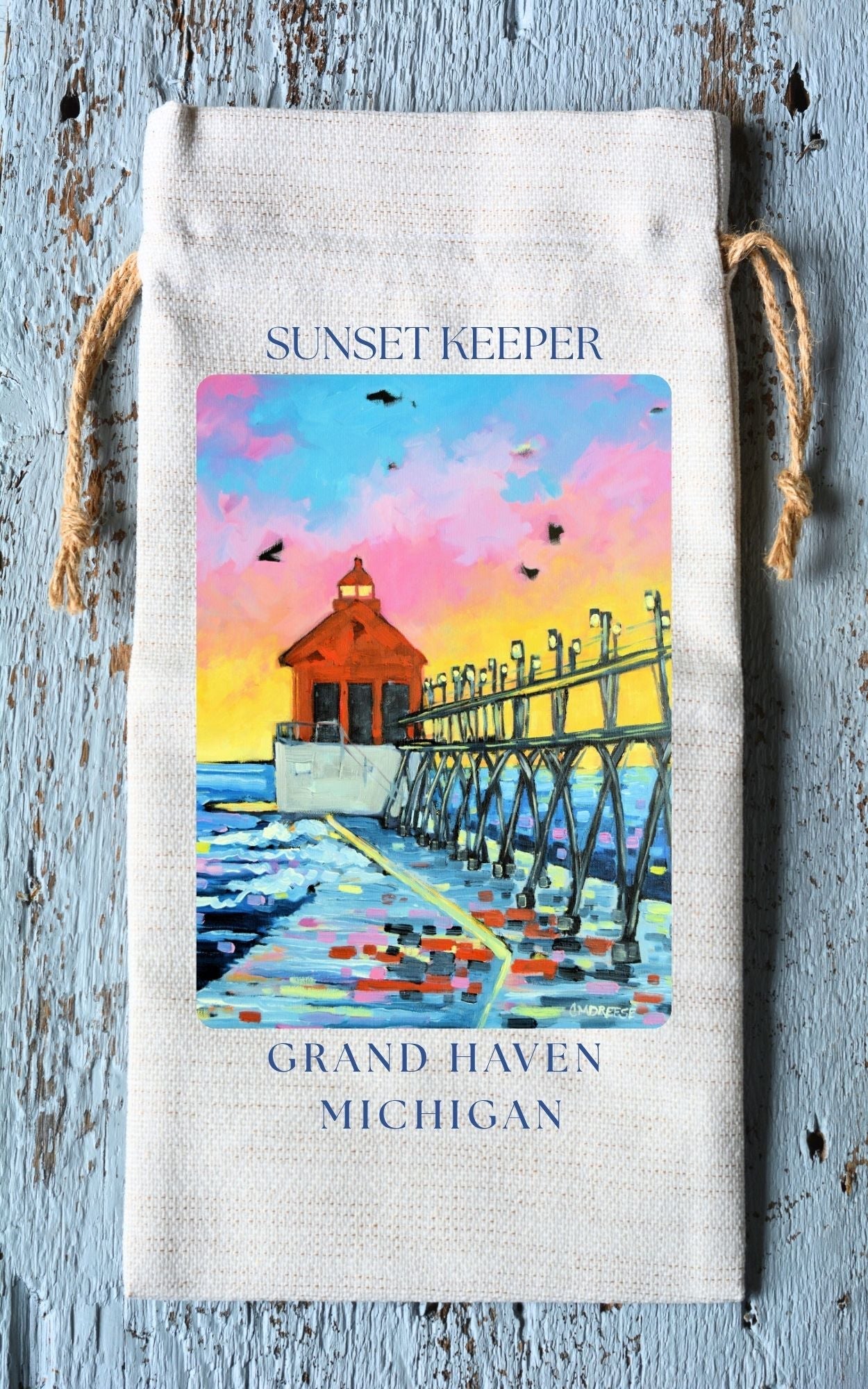 Wine Tote: Grand Haven Lighthouse - Sunset Keeper