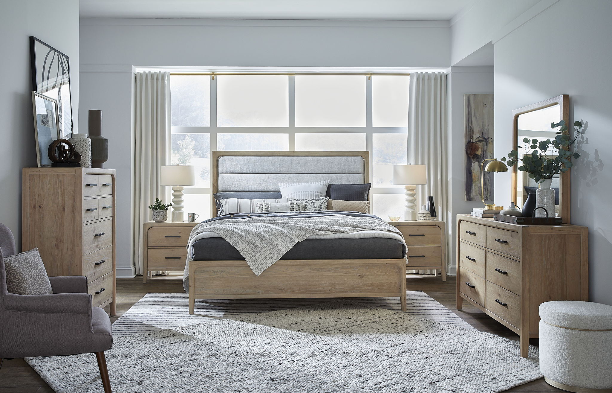 Somerset - Drawer Chest - Light Brown
