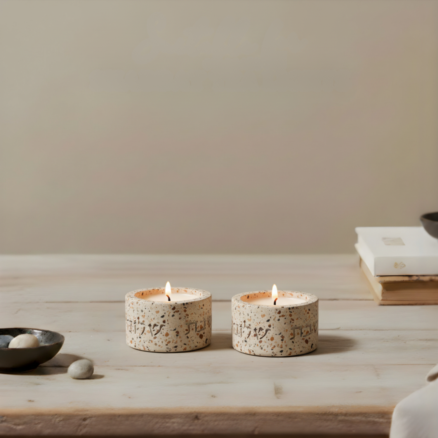 Candleholder designed for Shabbat made of rich terrazzo in luxurious colors, with "Shabbat Shalom" engraving - Terrazzo