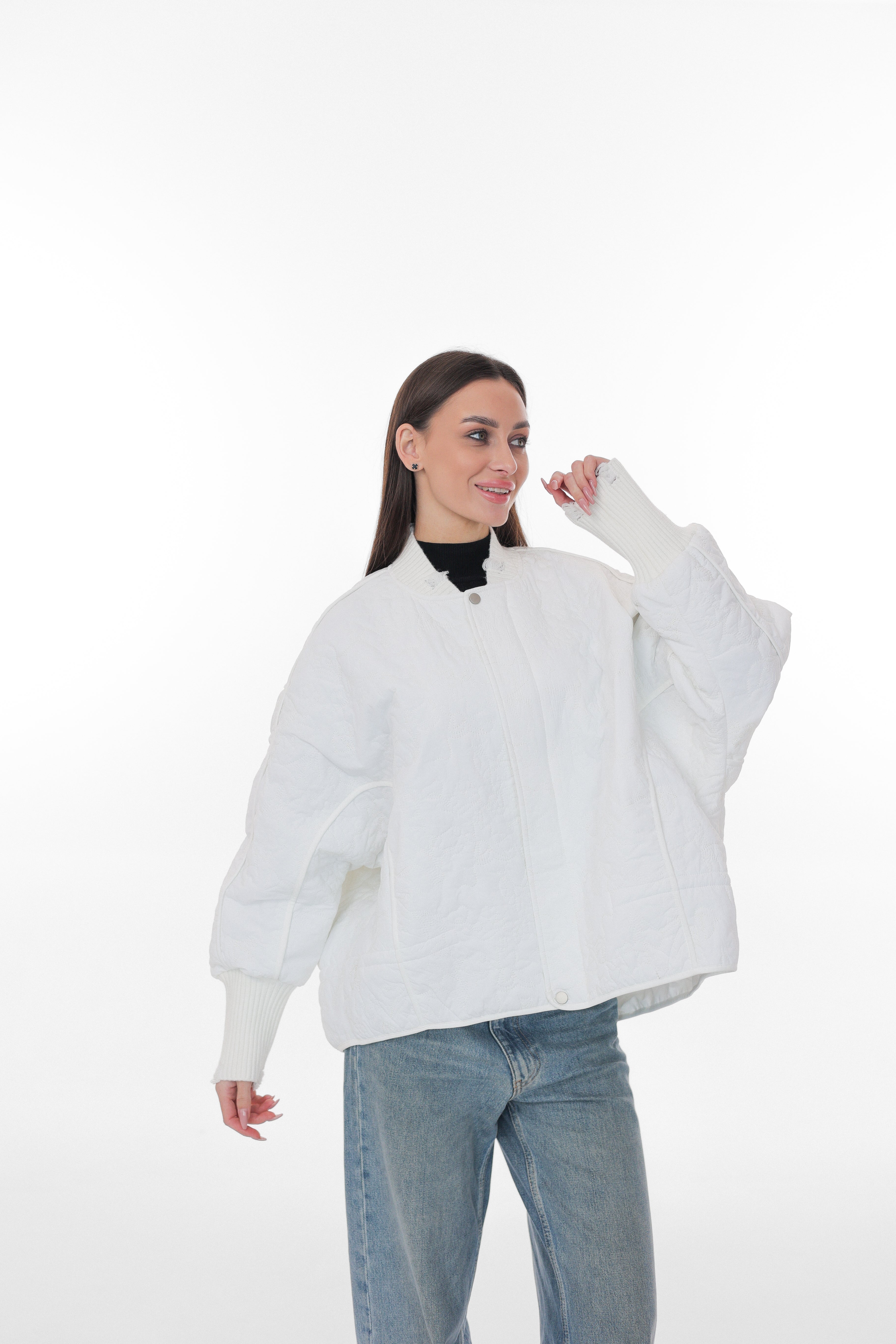 Mia Light Jacket in White