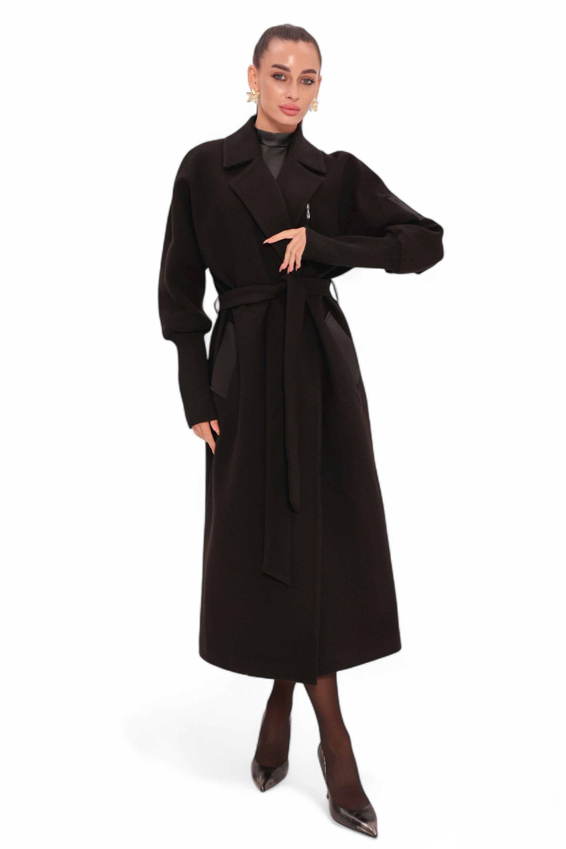 Miru Cashmere Wool Blend Overcoat in Black