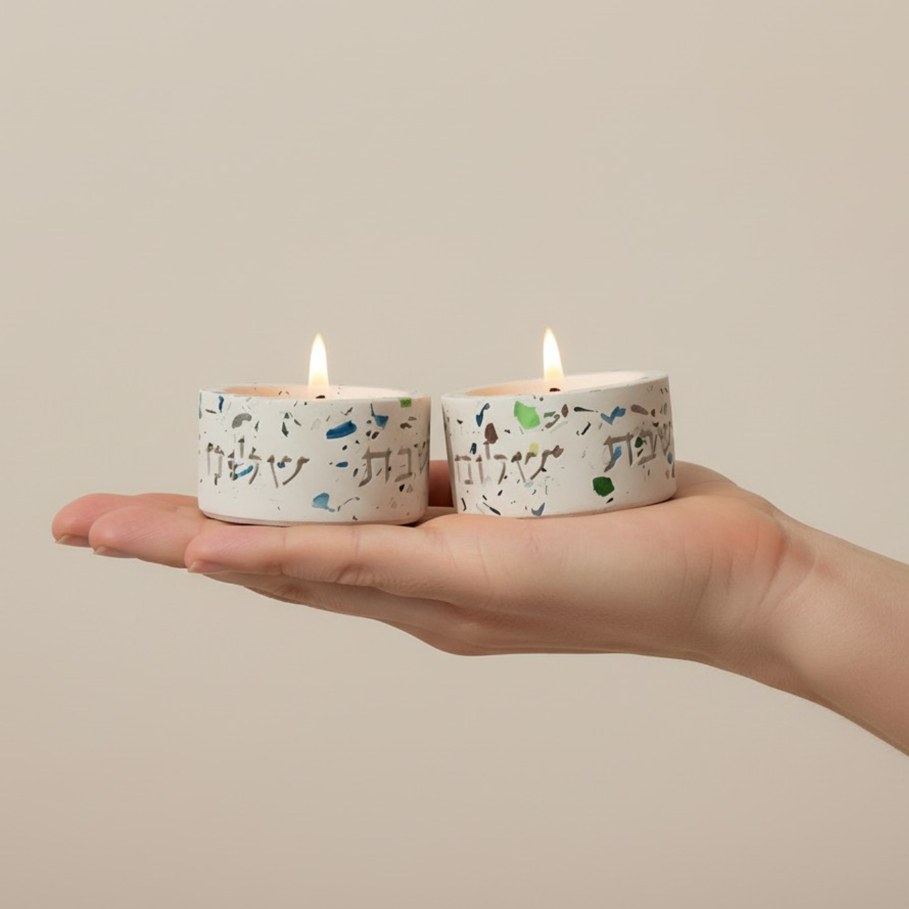 Candleholder designed for Shabbat made of rich terrazzo in luxurious colors, with "Shabbat Shalom" engraving - Terrazzo