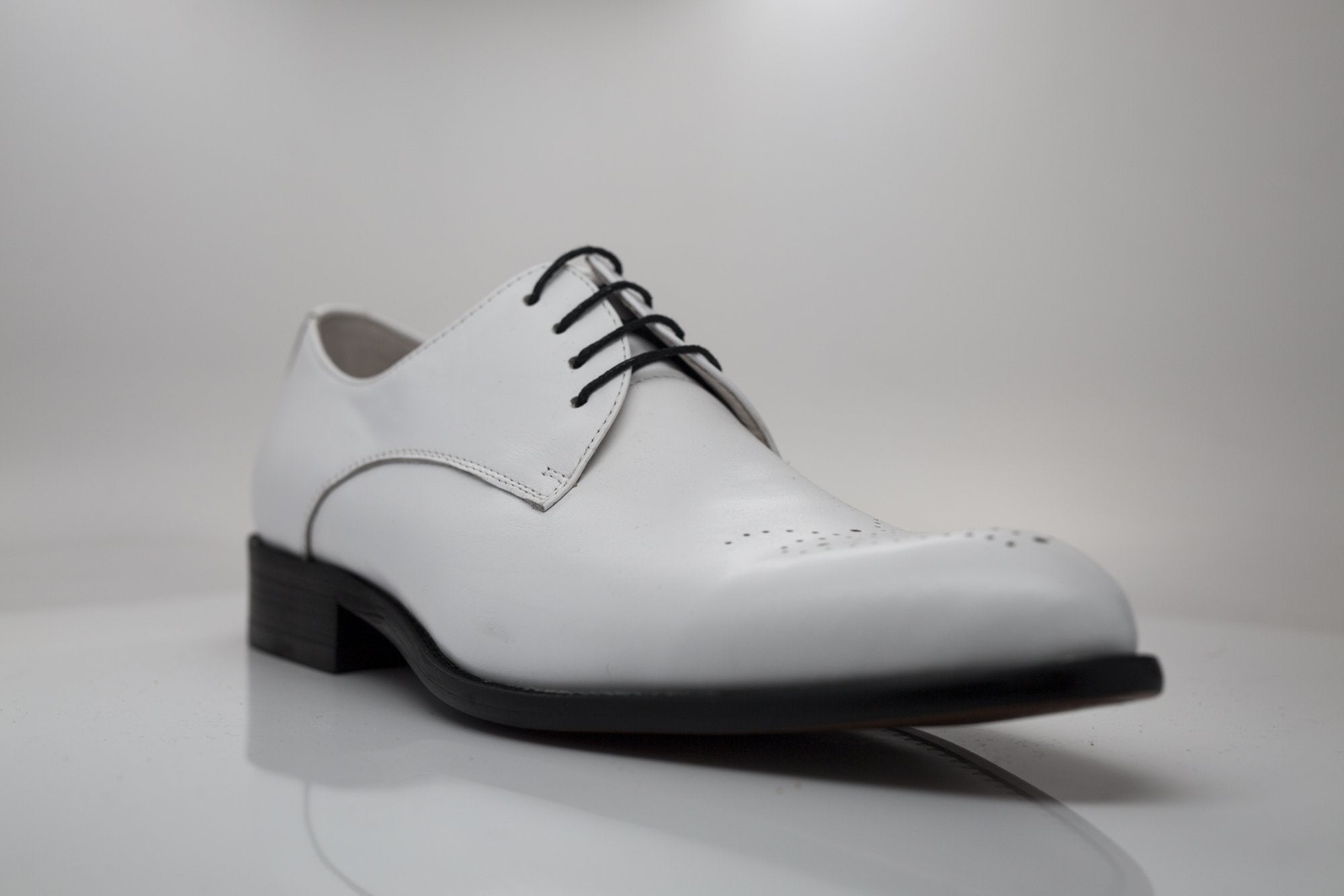 Calfskin Lace-Up Oxford White