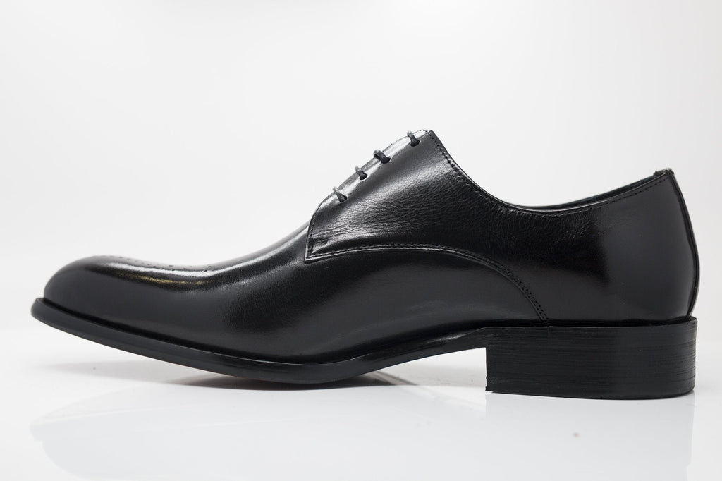 Burnished Calfskin Lace-Up Oxford Black