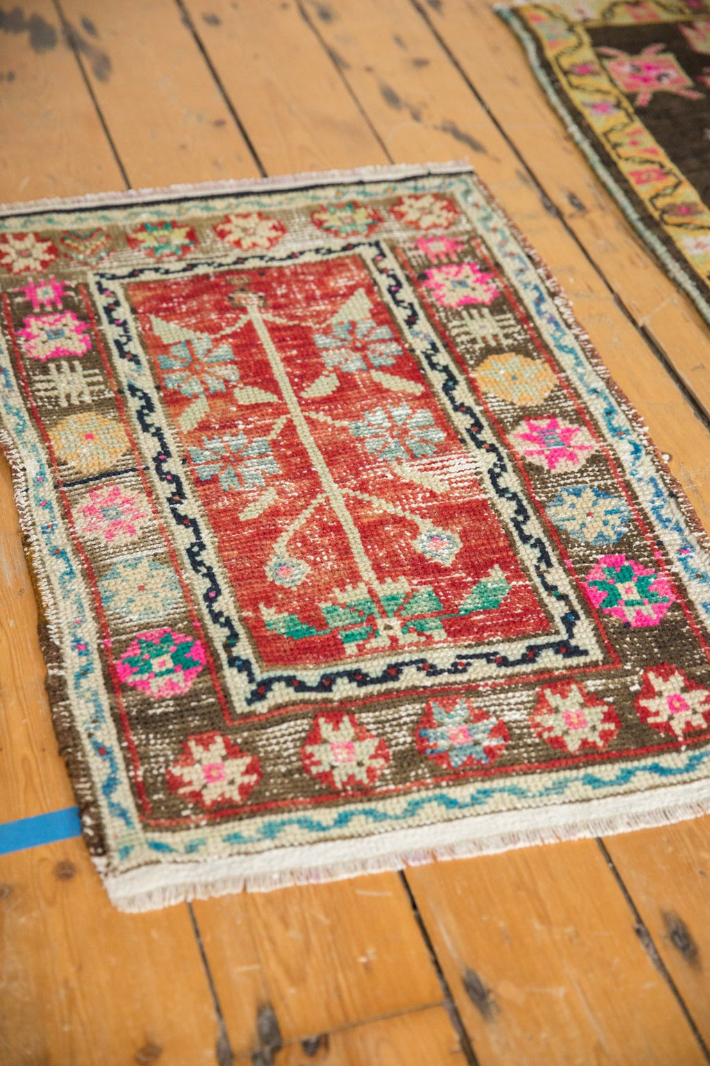 1.5x2.5 Vintage Distressed Oushak Rug Mat