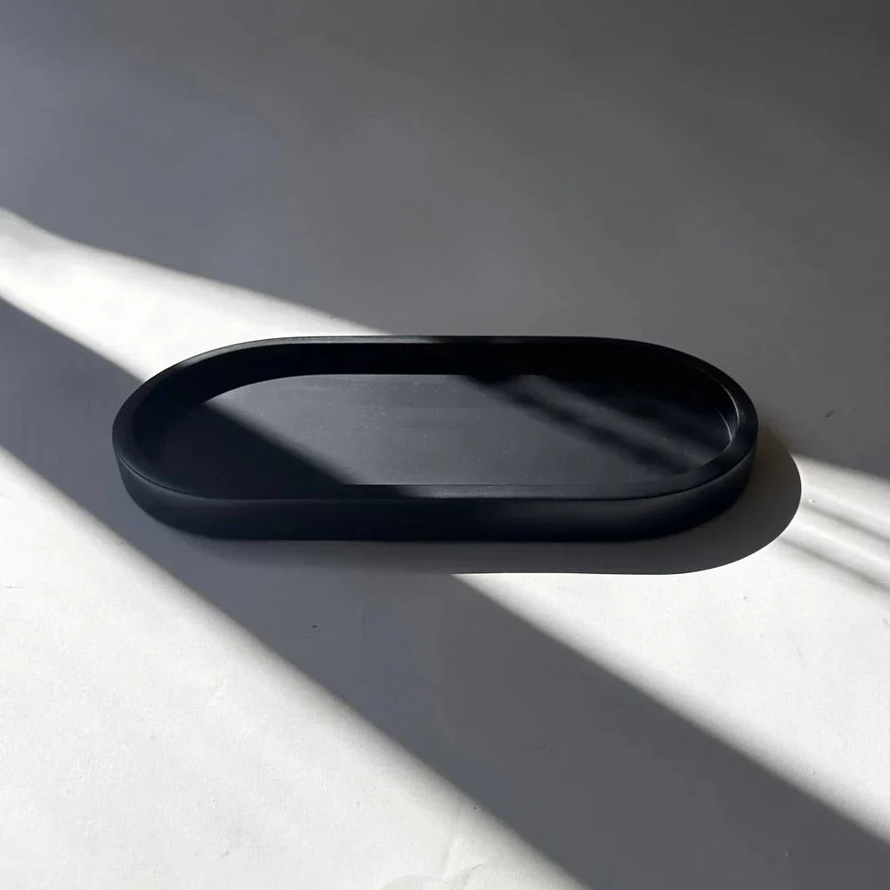 Handcrafted Concrete Tray – Sleek Design for Modern Spaces – Luna Series