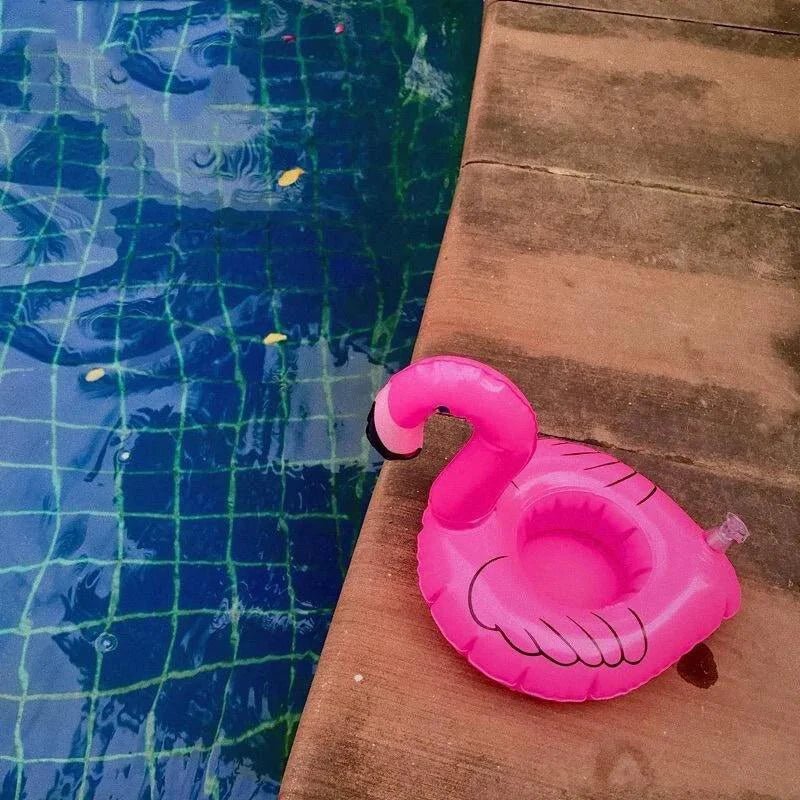 Flamingo Fun Pool Party Cup Holders - Stay Cool & Celebrate in Style!