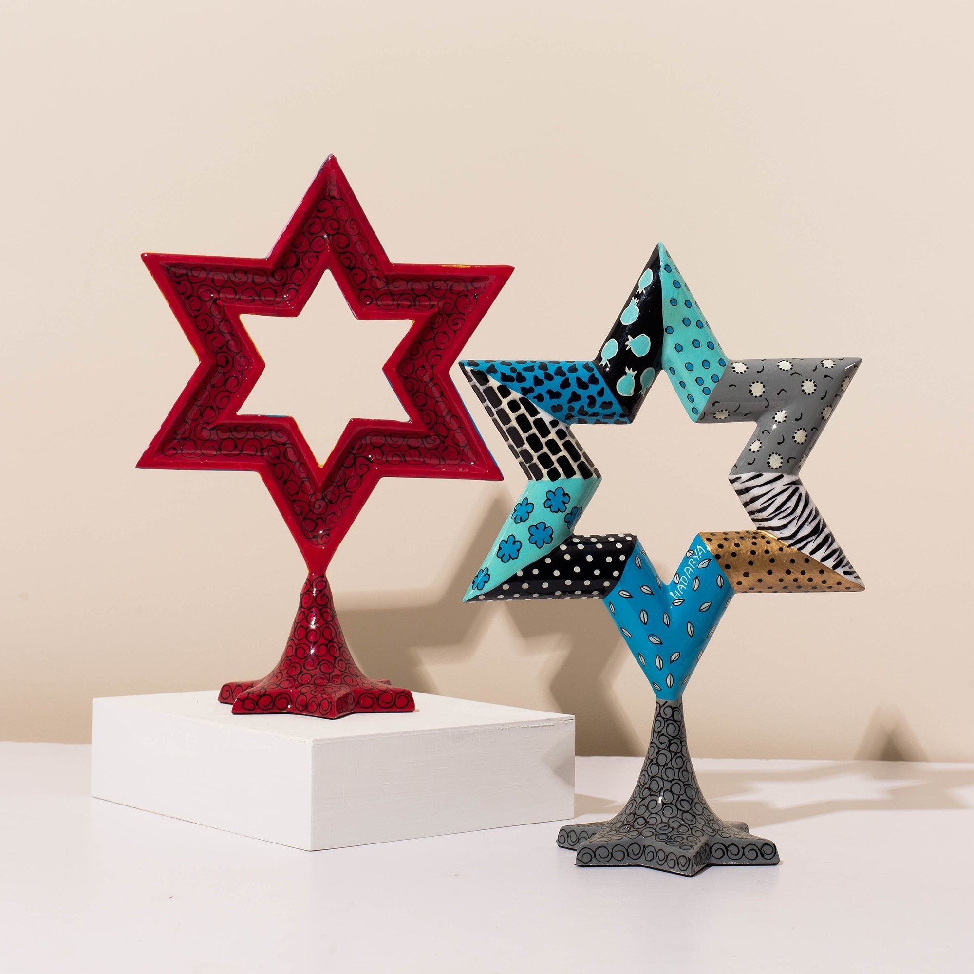 Artistic Judaica Star Ornament – Magen Series