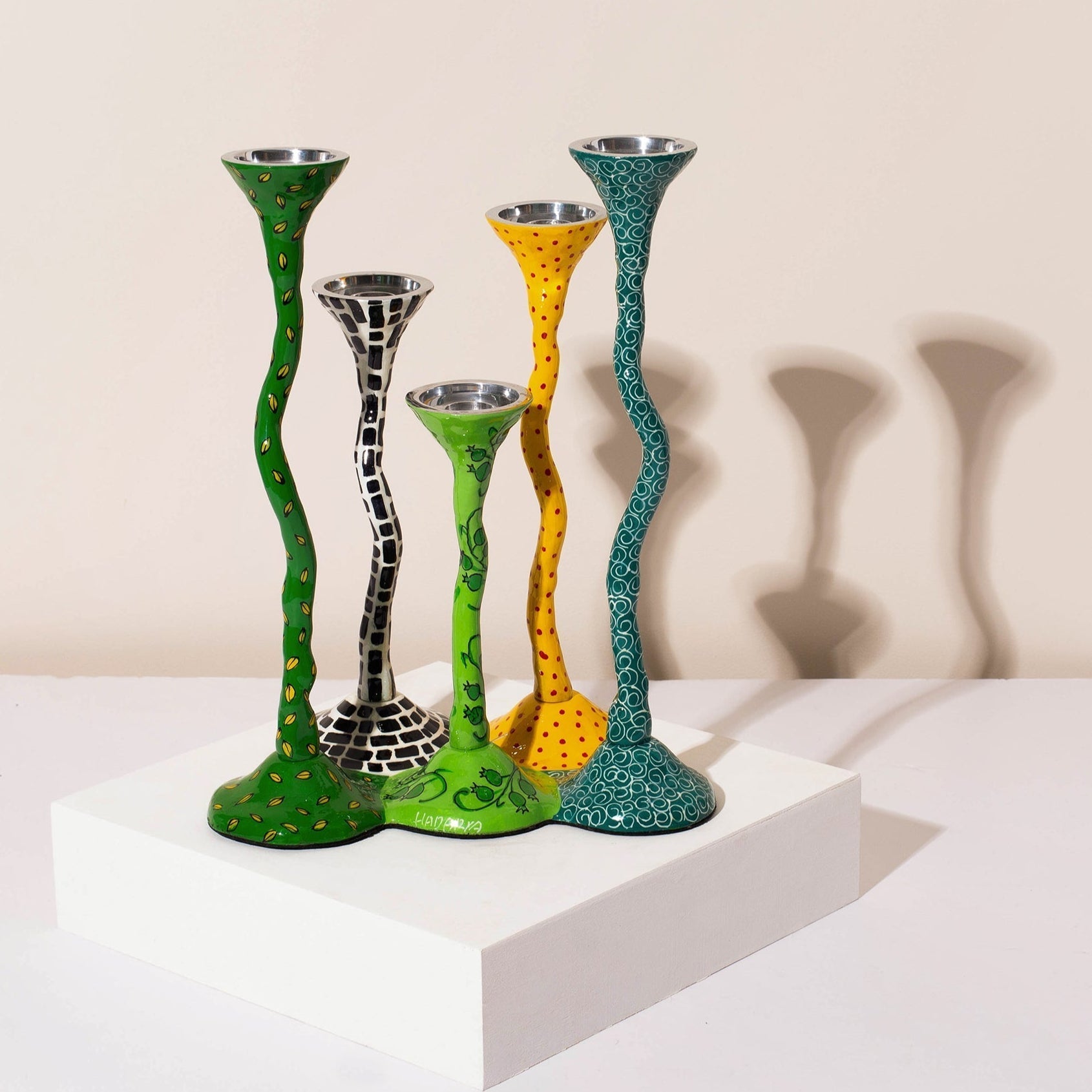 Modern Shabbat Candlesticks – Flowing Aluminum Craft – Bonded Series