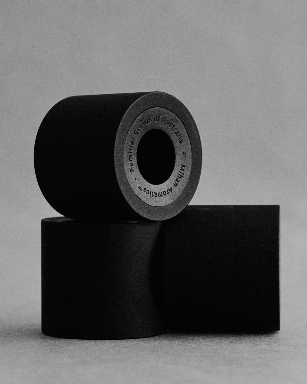 Mihan Aromatics - Munlark Ash Parfum