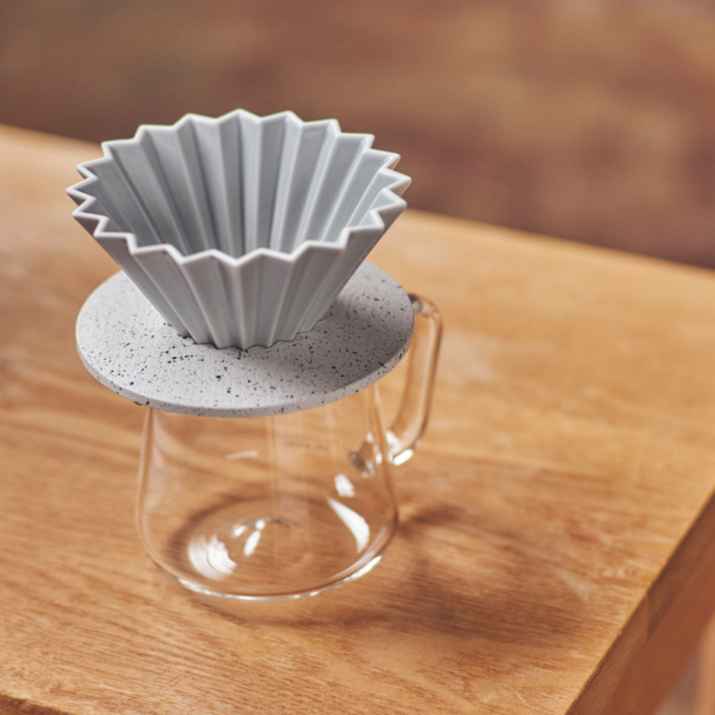 ORIGAMI - Coffee Dripper Holder - Grain Pattern - White with Black