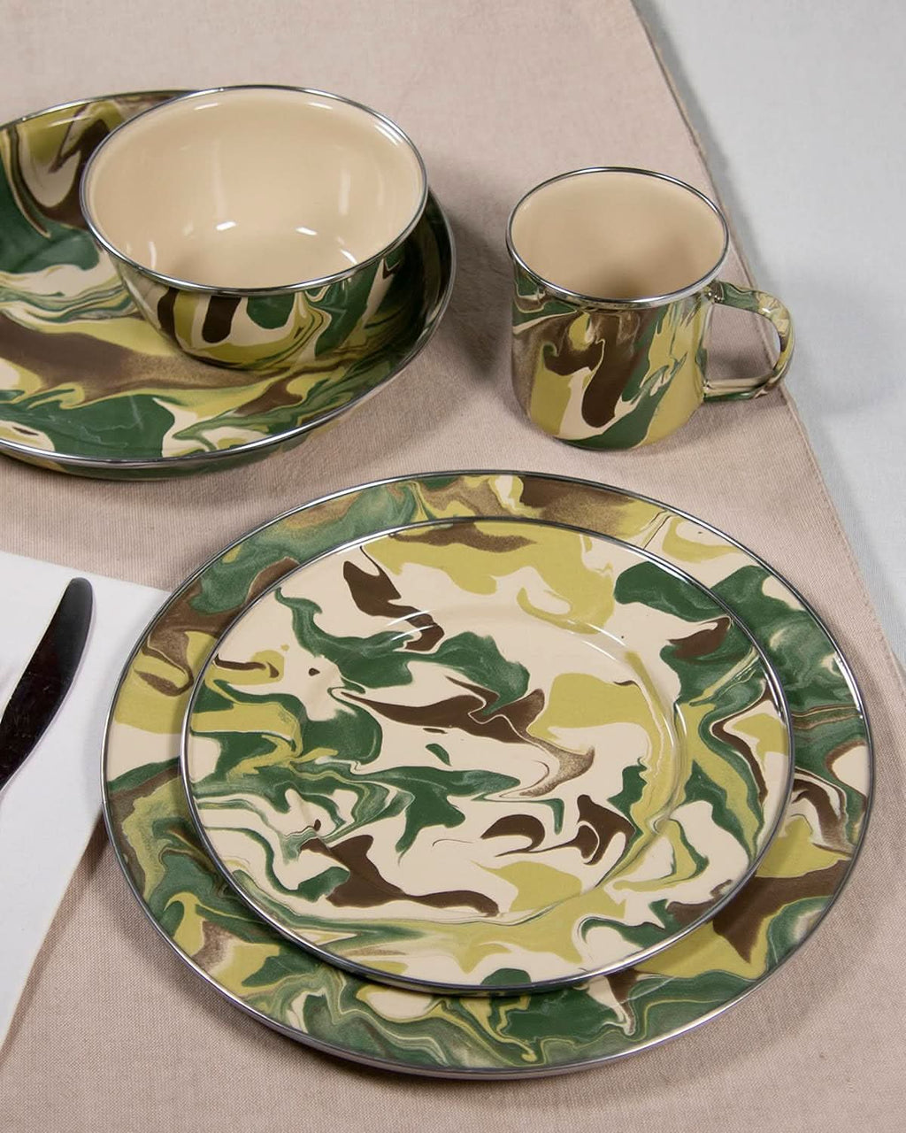 Golden Rabbit Enamelware - Set of 3 Nesting Bowls (Camouflage)