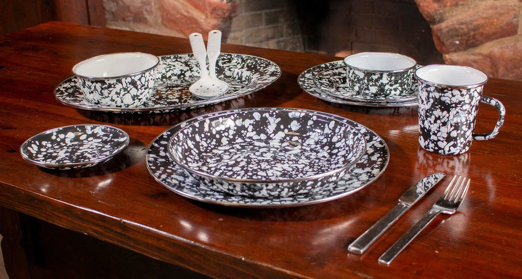 Golden Rabbit Enamelware 10.5" Dinner Plates , Set of 4