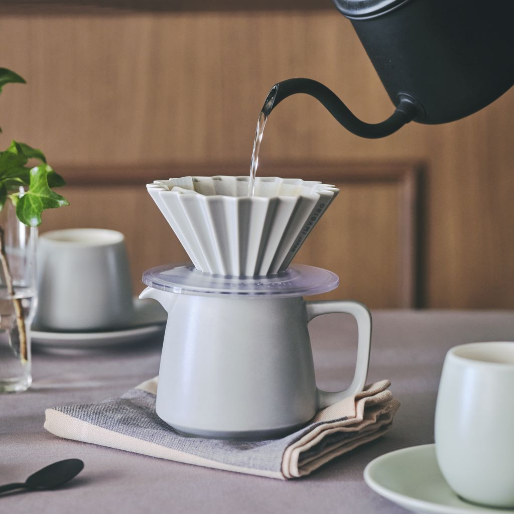 ORIGAMI - Pour Over Coffee Server - Matte Porcelain