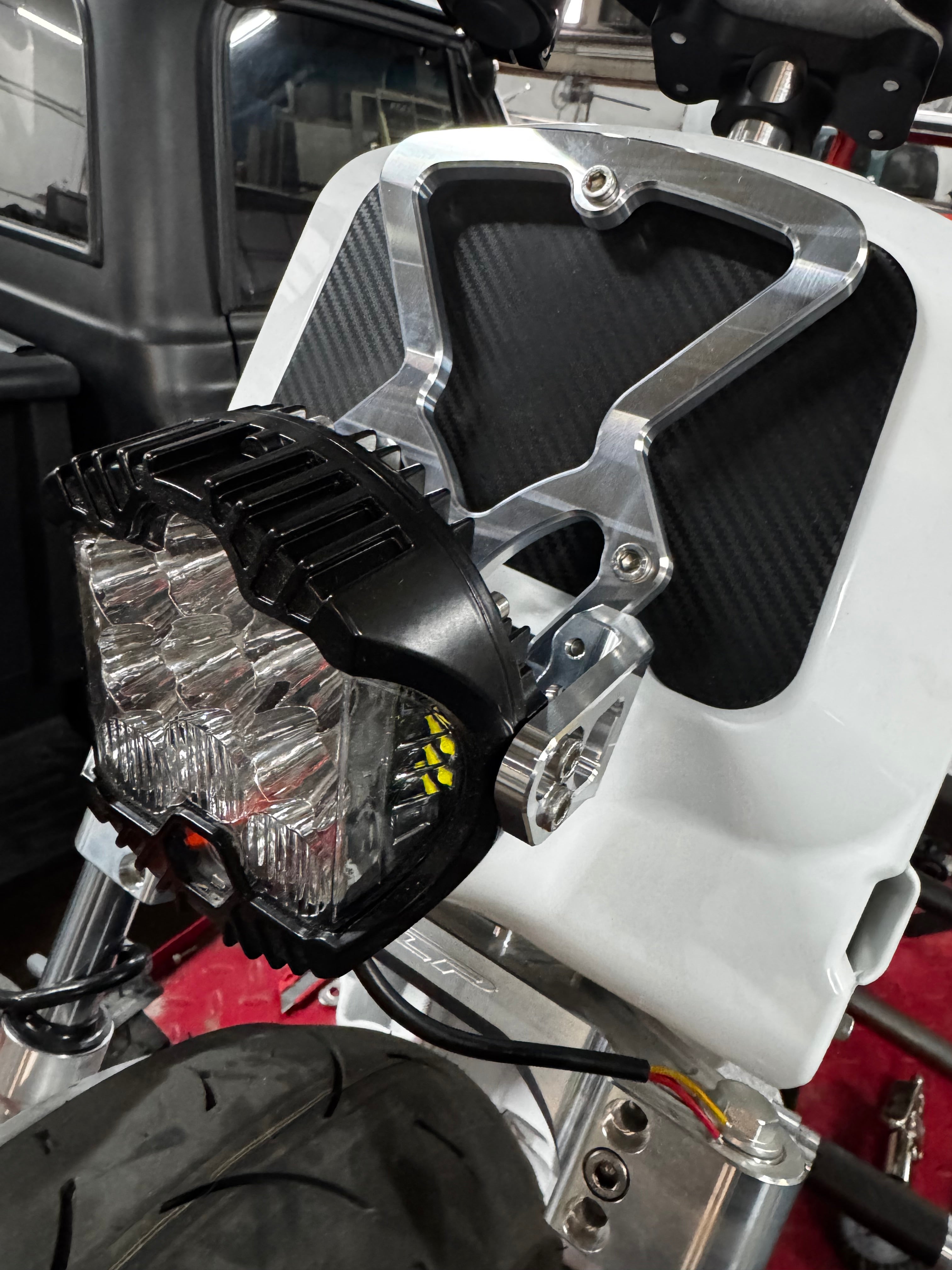 FLP / STRADA LIGHT