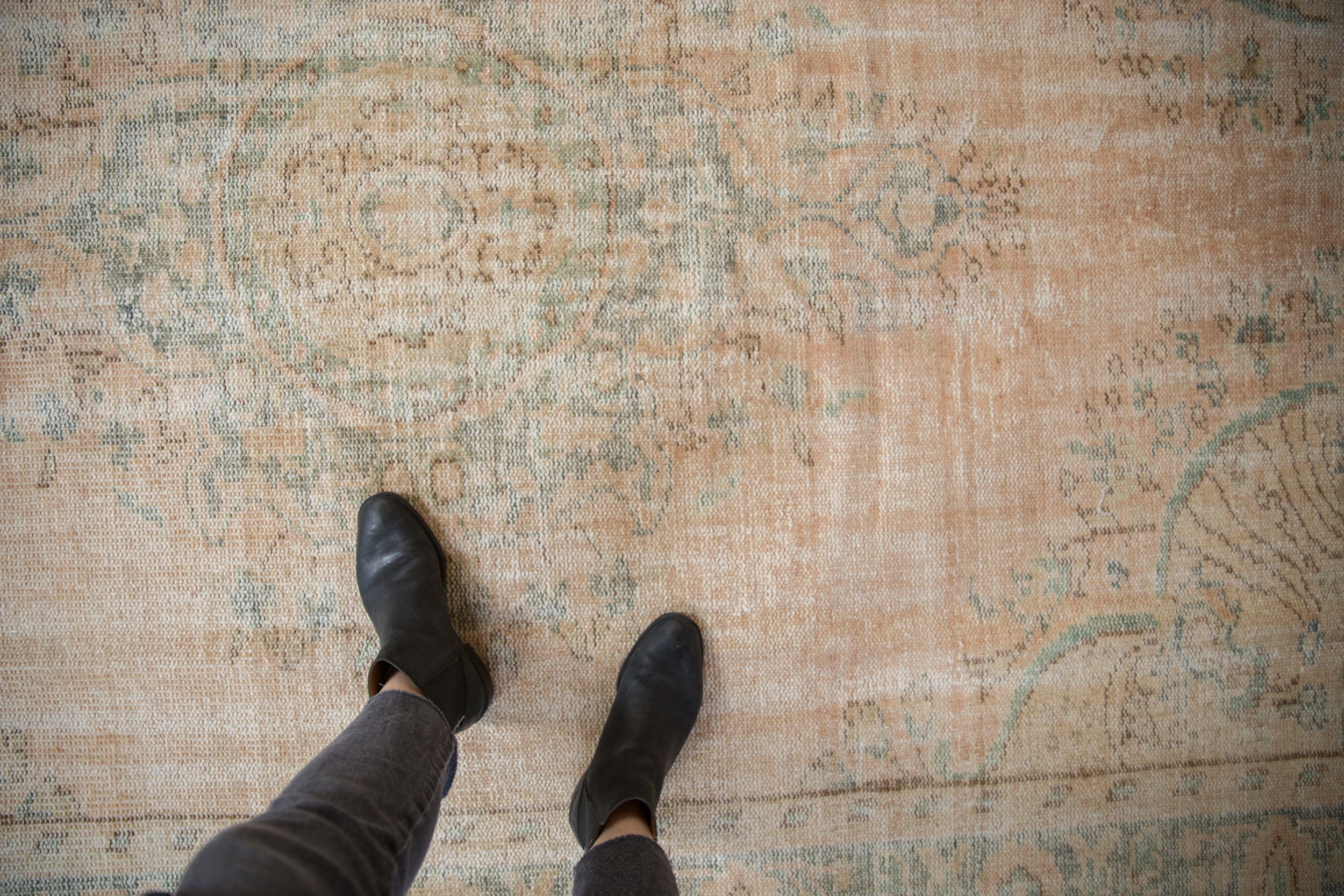 6x9.5 Vintage Distressed Oushak Carpet