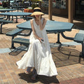 Sleeveless dress with loose plus size back