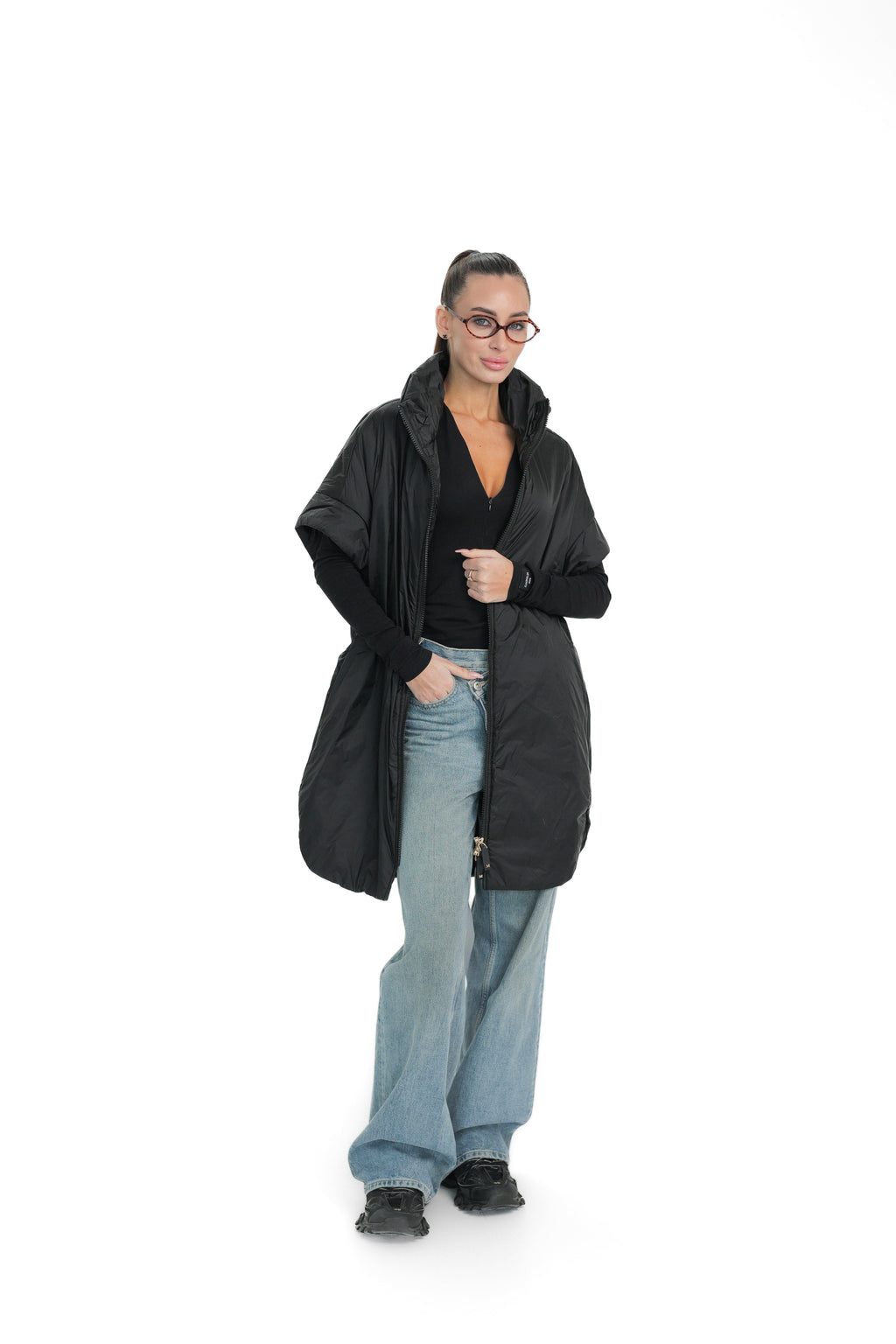 Emery Relaxed Fit Vest in Black