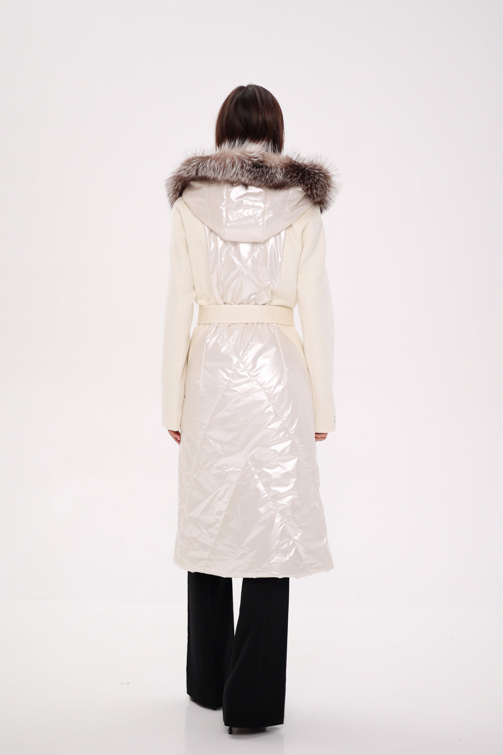 Saga® Furs Silver Fox Wool Alpaca Freudenberg Comfortemp® Coat