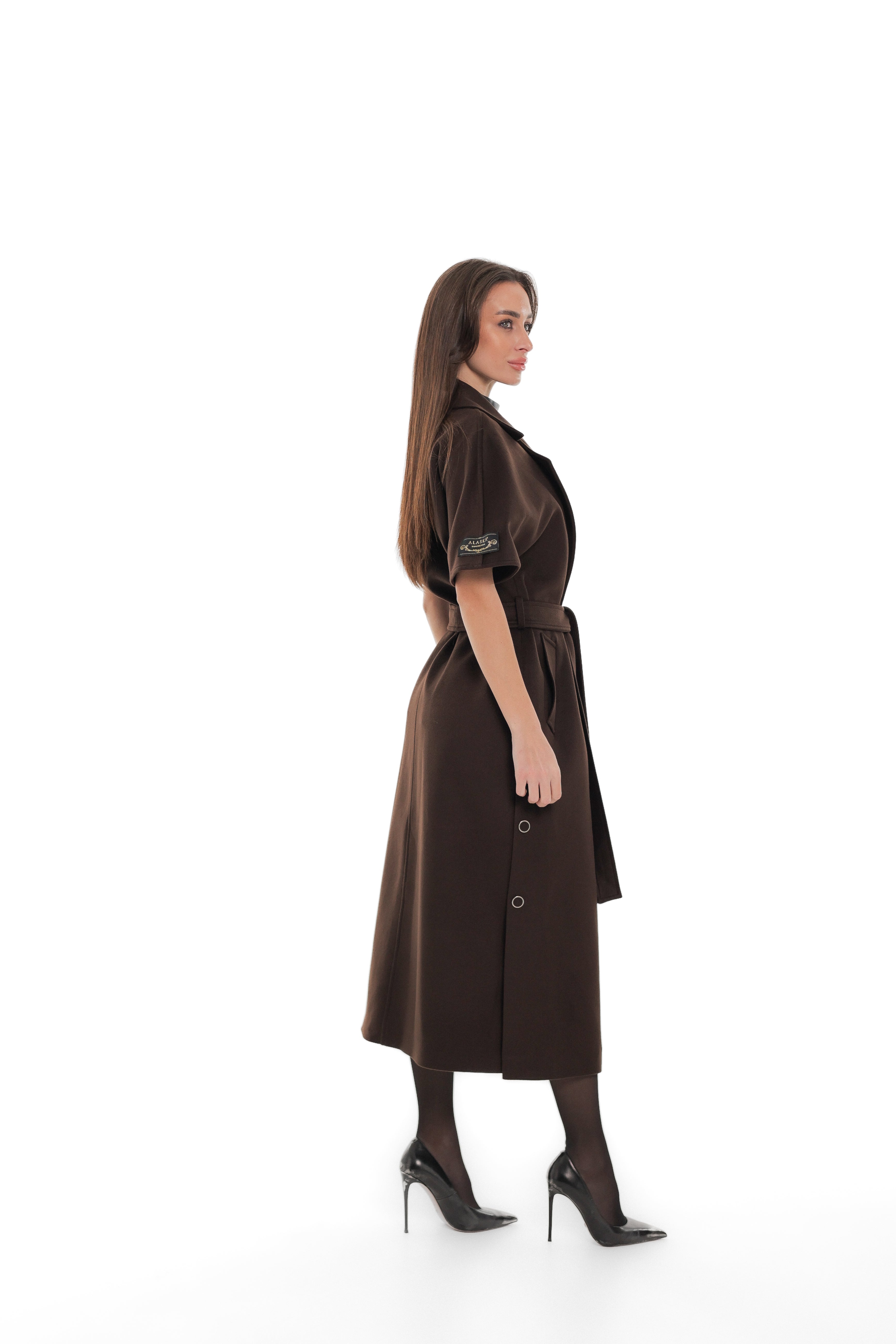 Evelyn Structured Short-Sleeve Coat in Chocolate