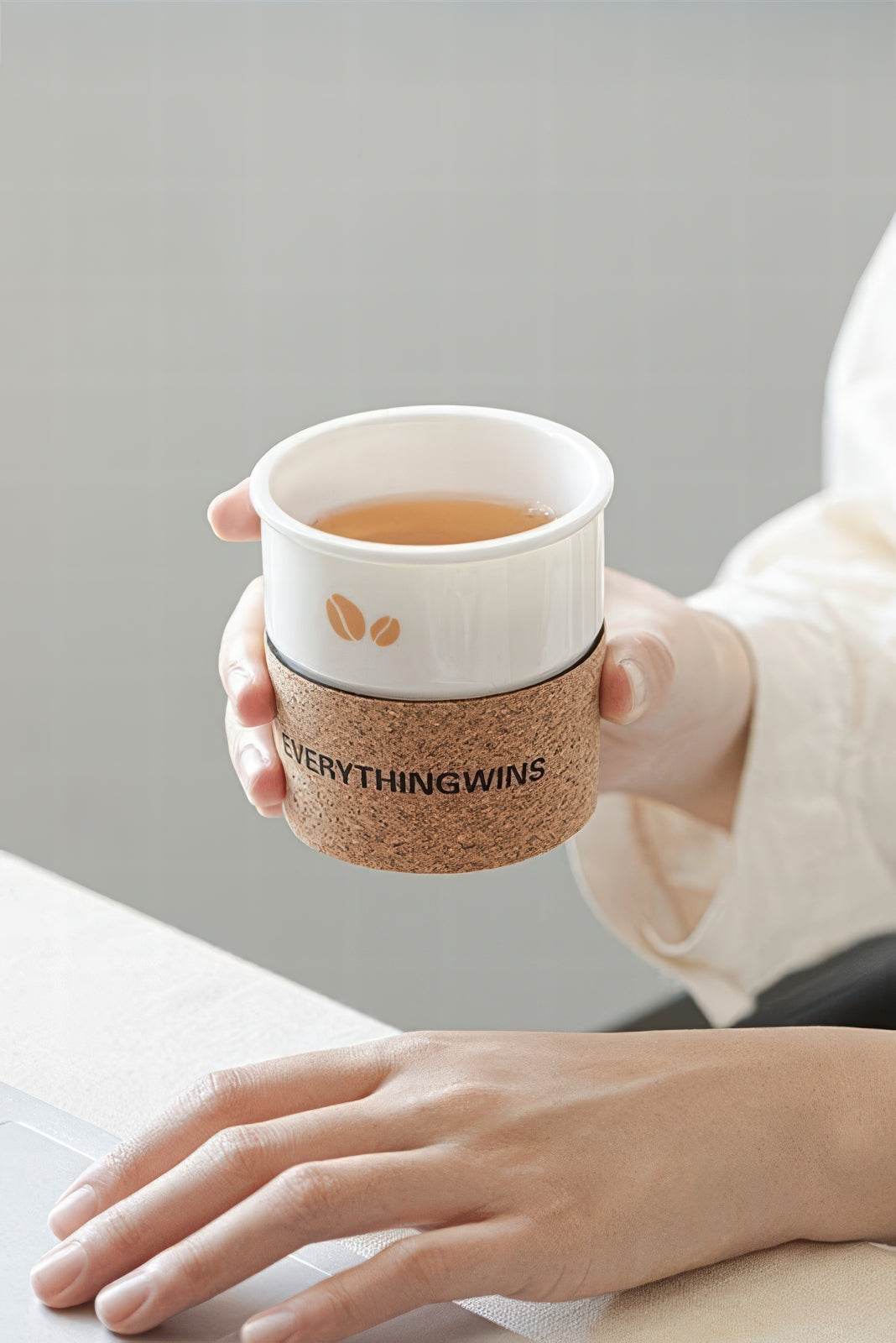 Ceramic Coffee Mug – Simple & Heat-Resistant
