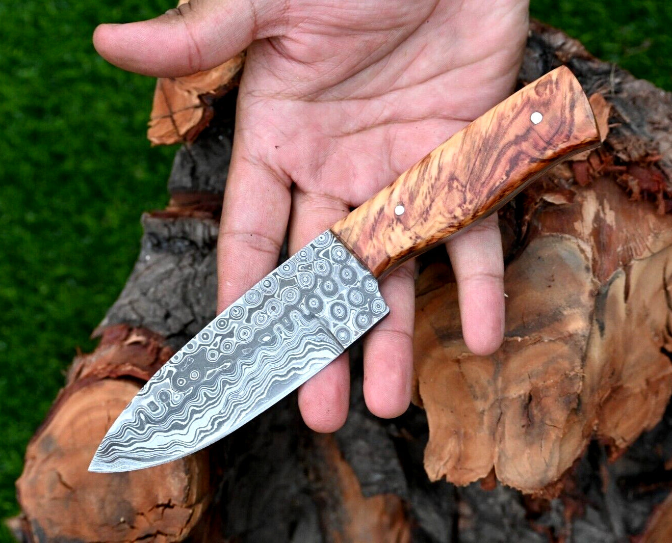 Custom Handmade Damascus Steel Hunting Knife with Olive Wood Handle and Leather Sheath