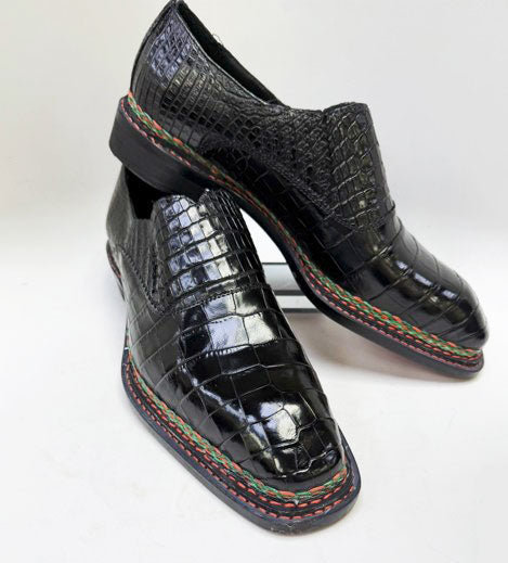Style: Commander-Black