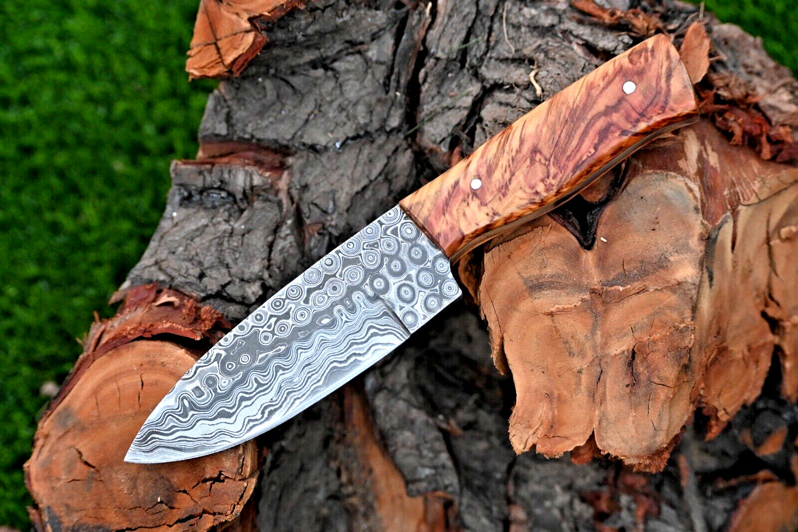 Custom Handmade Damascus Steel Hunting Knife with Olive Wood Handle and Leather Sheath