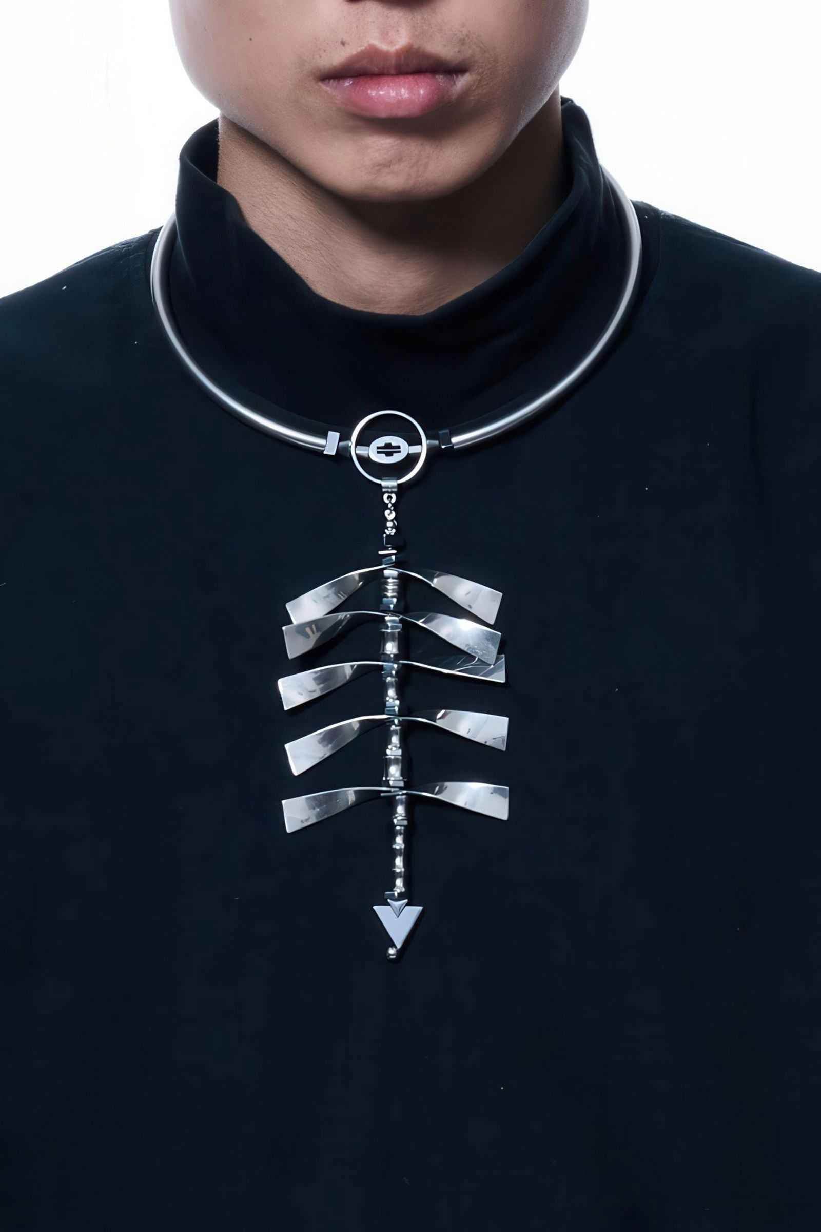 Cyberpunk Spine Design Necklace - Futuristic Sweater Chain