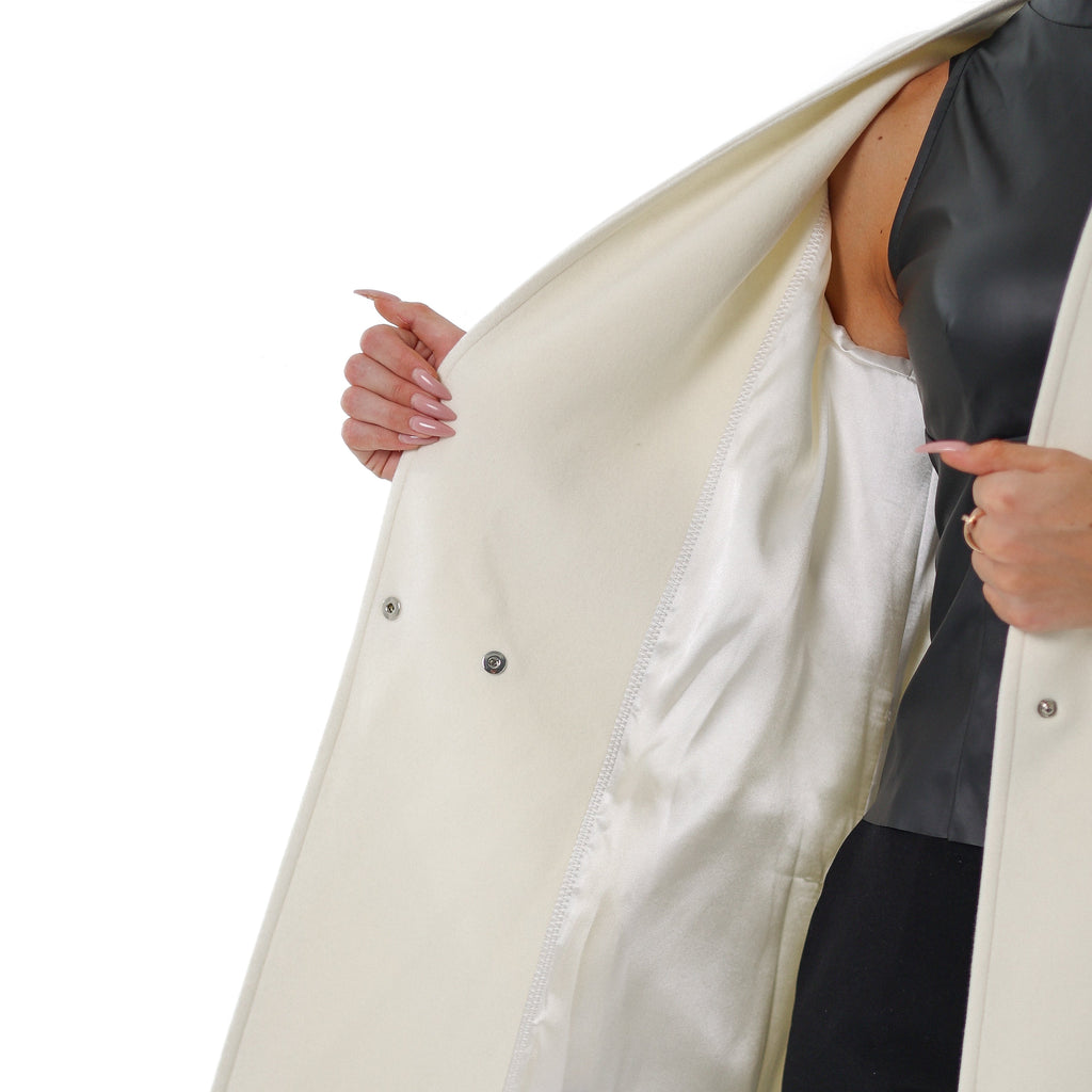 Opéra Cashmere Blend Overcoat in White