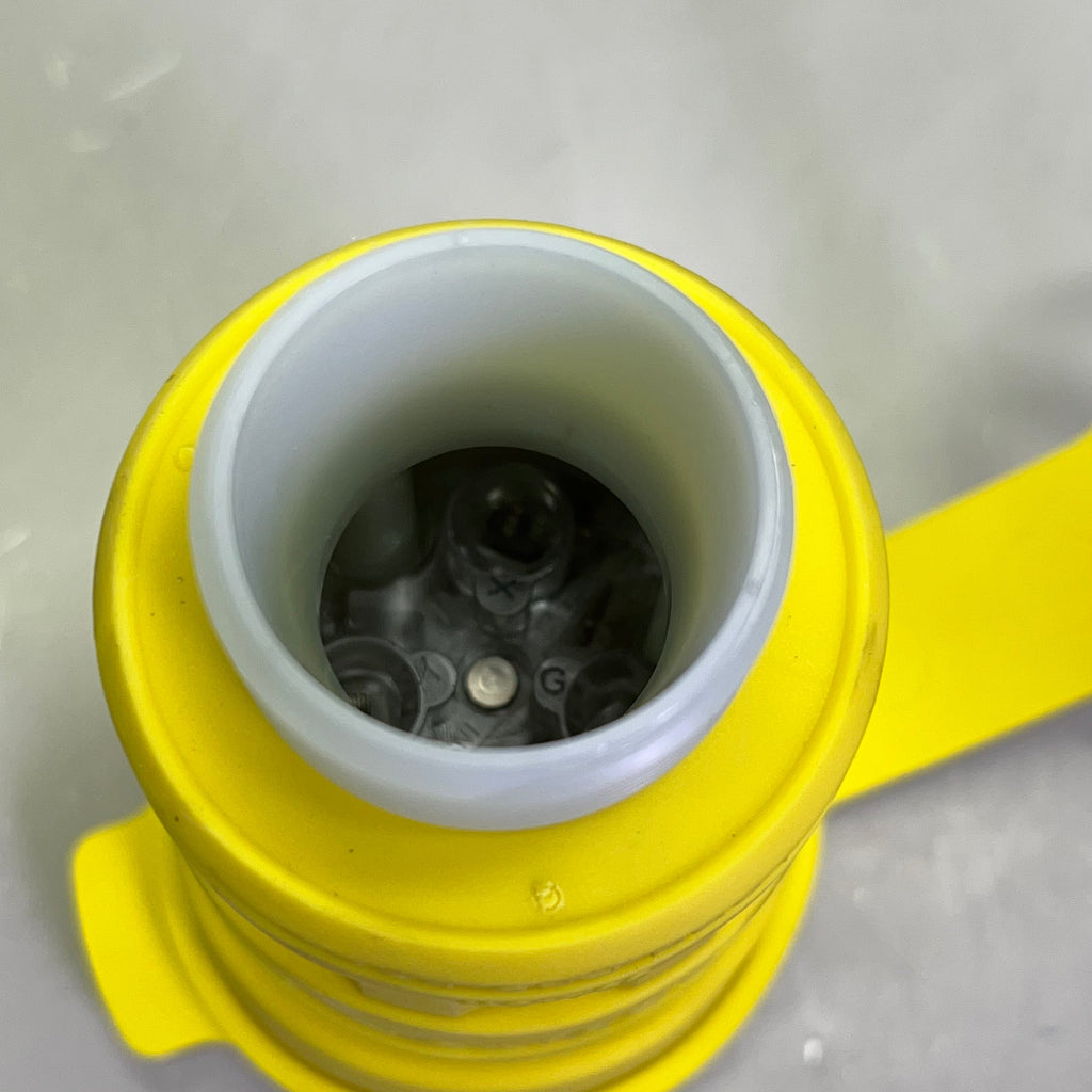LEVITON Industrial Grade Wet Guard Connector 30 Amp, 250 Volt Yellow 162-29W48