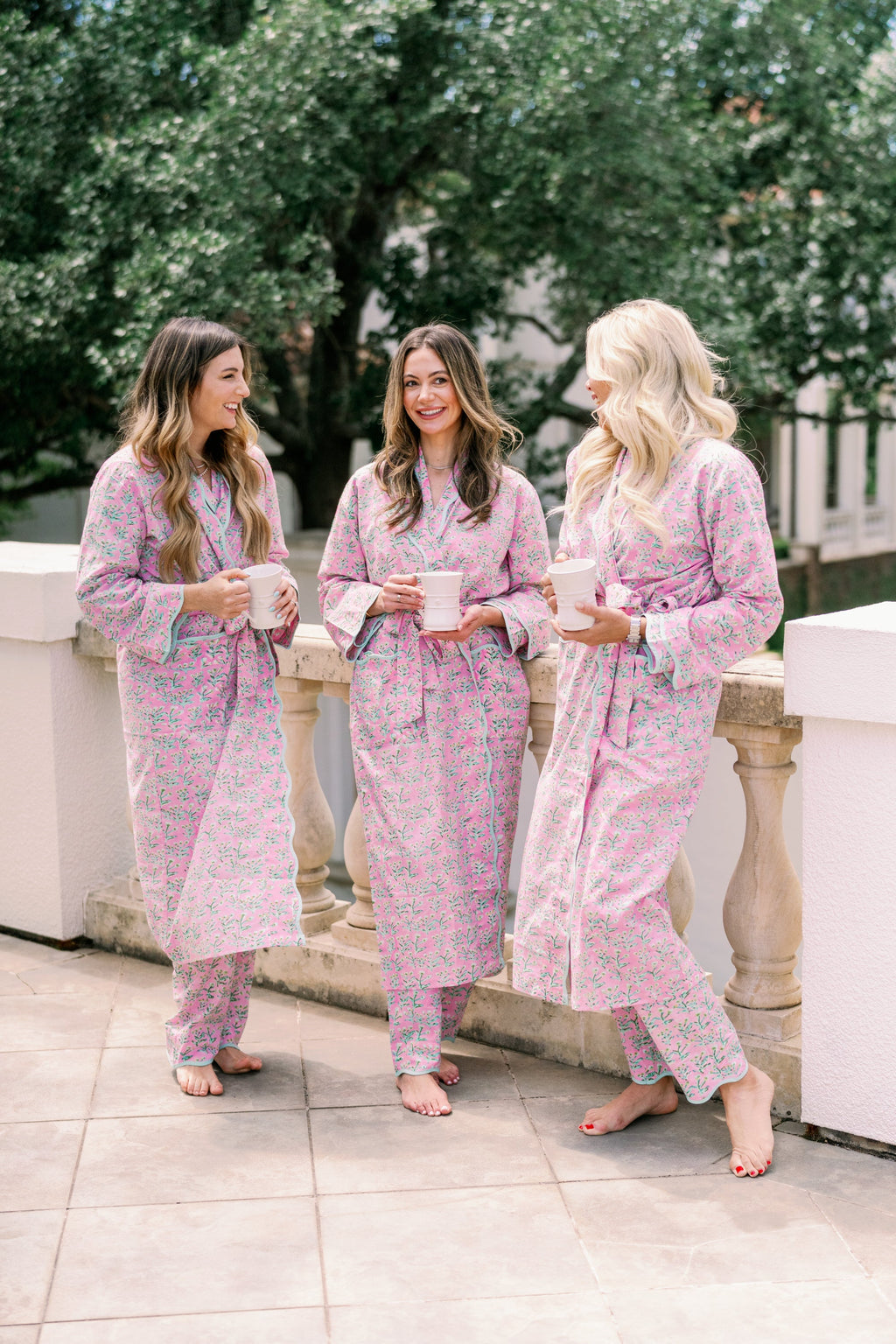 Adult Sydney Robe (Tulip Pink)