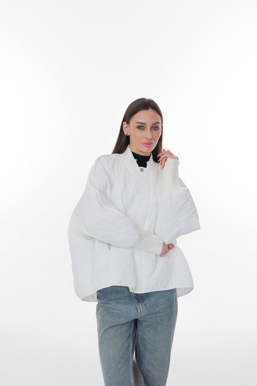 Mia Light Jacket in White