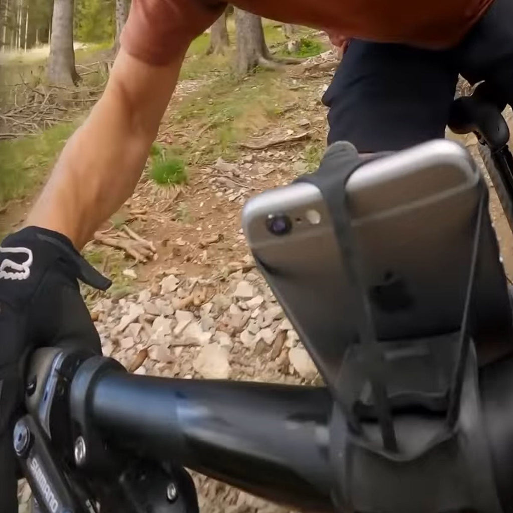 FINN - Universal Bicycle Phone Mount - Red