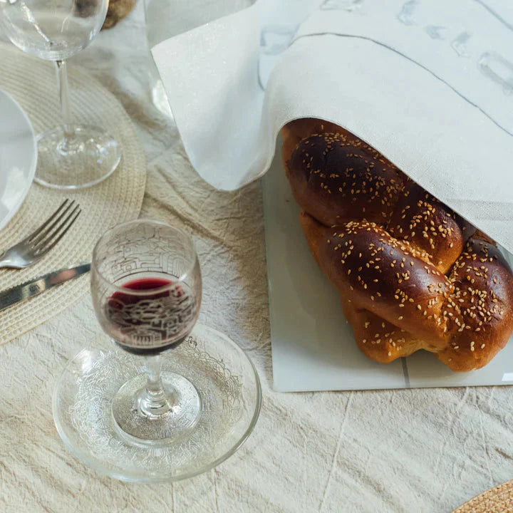 Elegant Glass Kiddush Cup for Shabbat – Jerusalem Glass Series