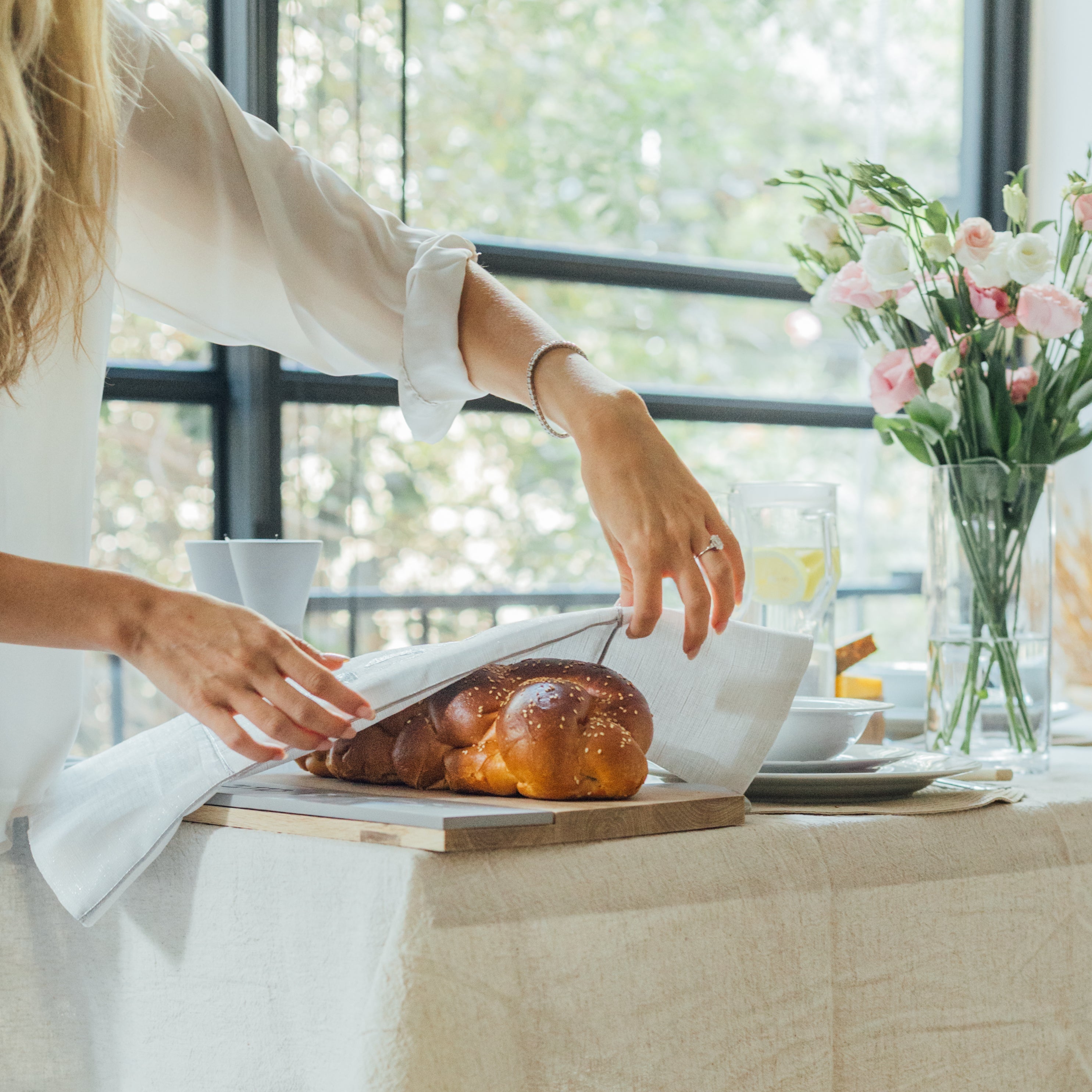 Modern White Challah Cover – Elegant Shabbat Table Linen | Nice Shabbat Series