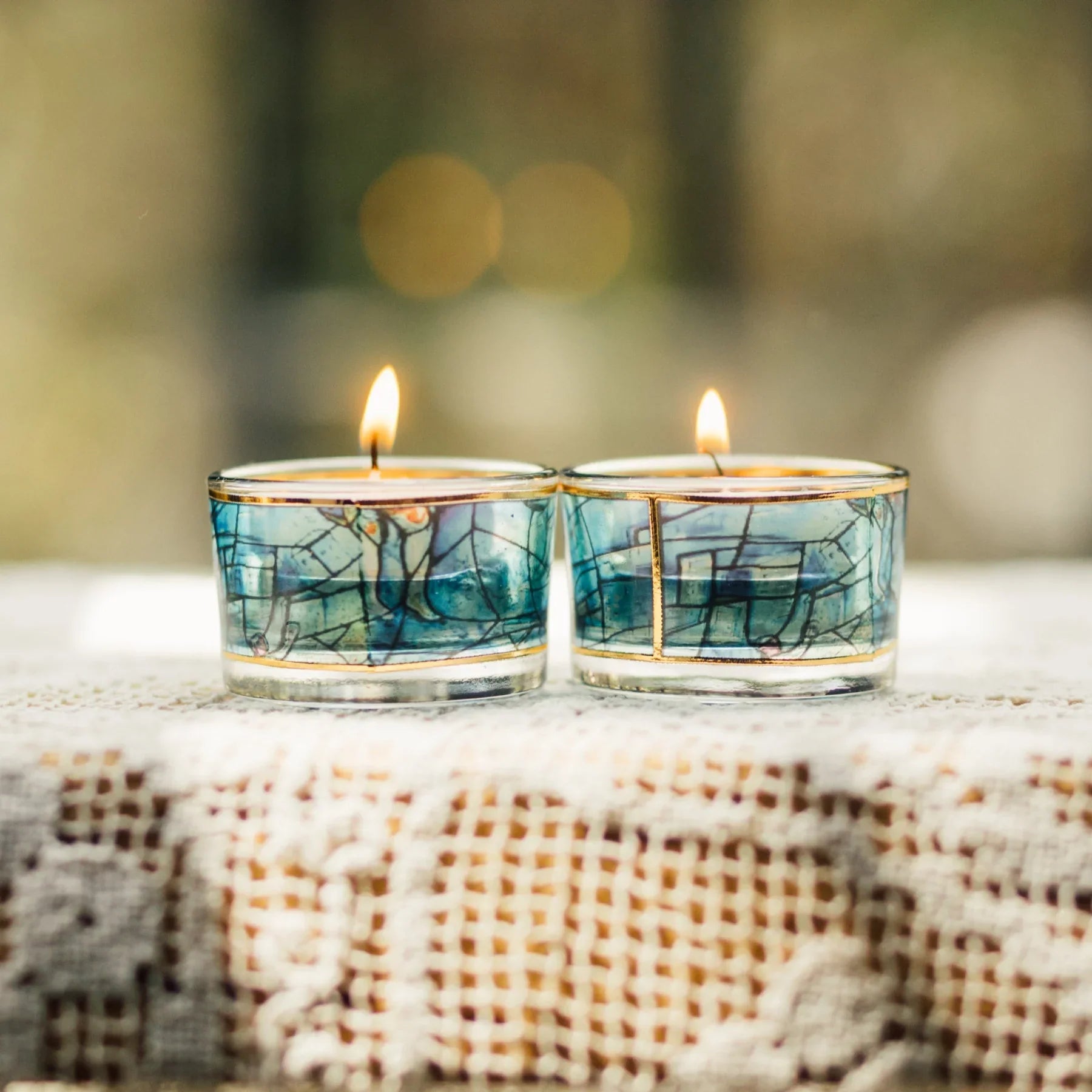 Stylish Judaica Candle Holders – Chagall Glass